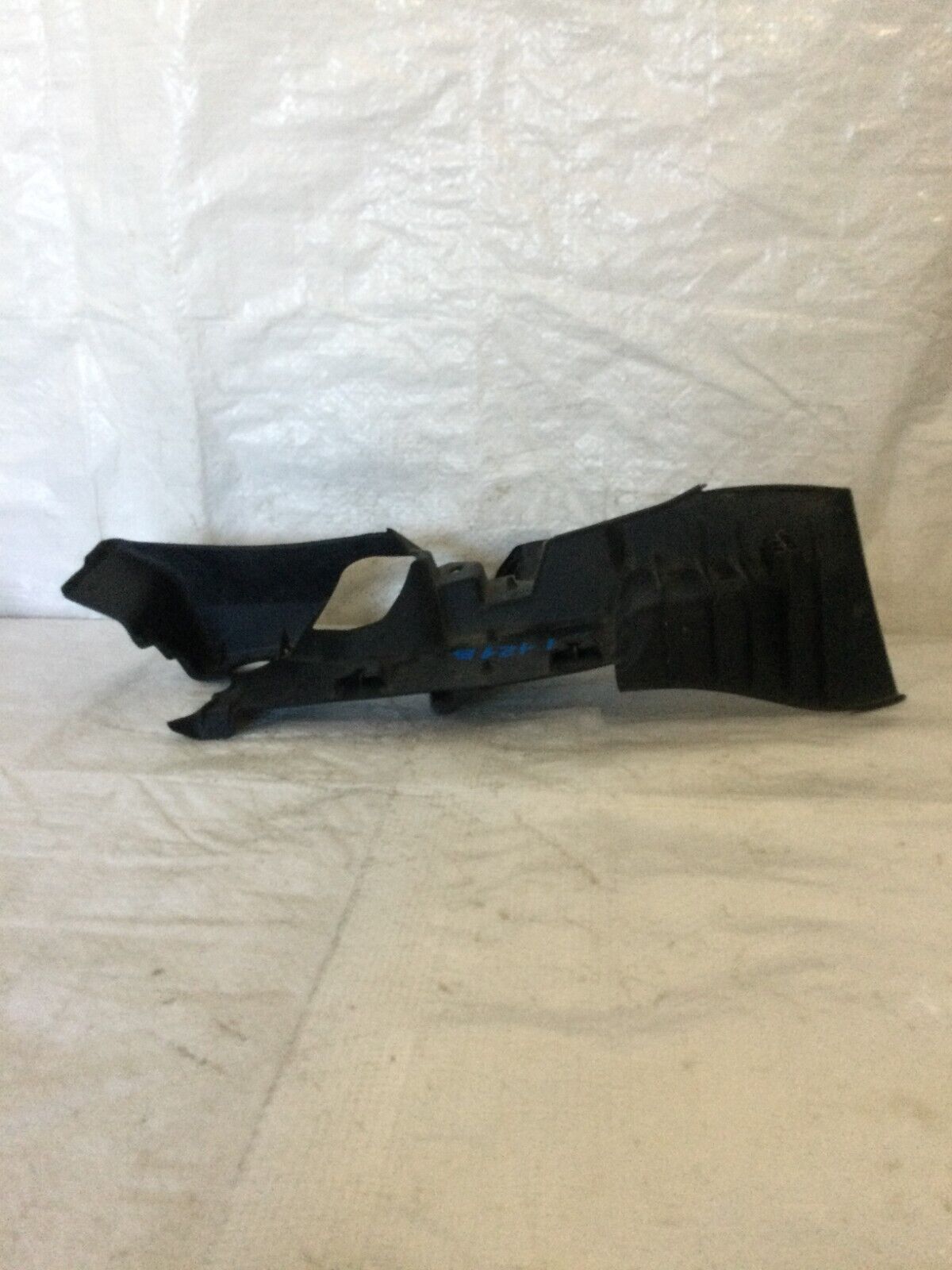 Honda CR-V 13-16 Fender liner part Front right fender lining lower 74206-T0A-50