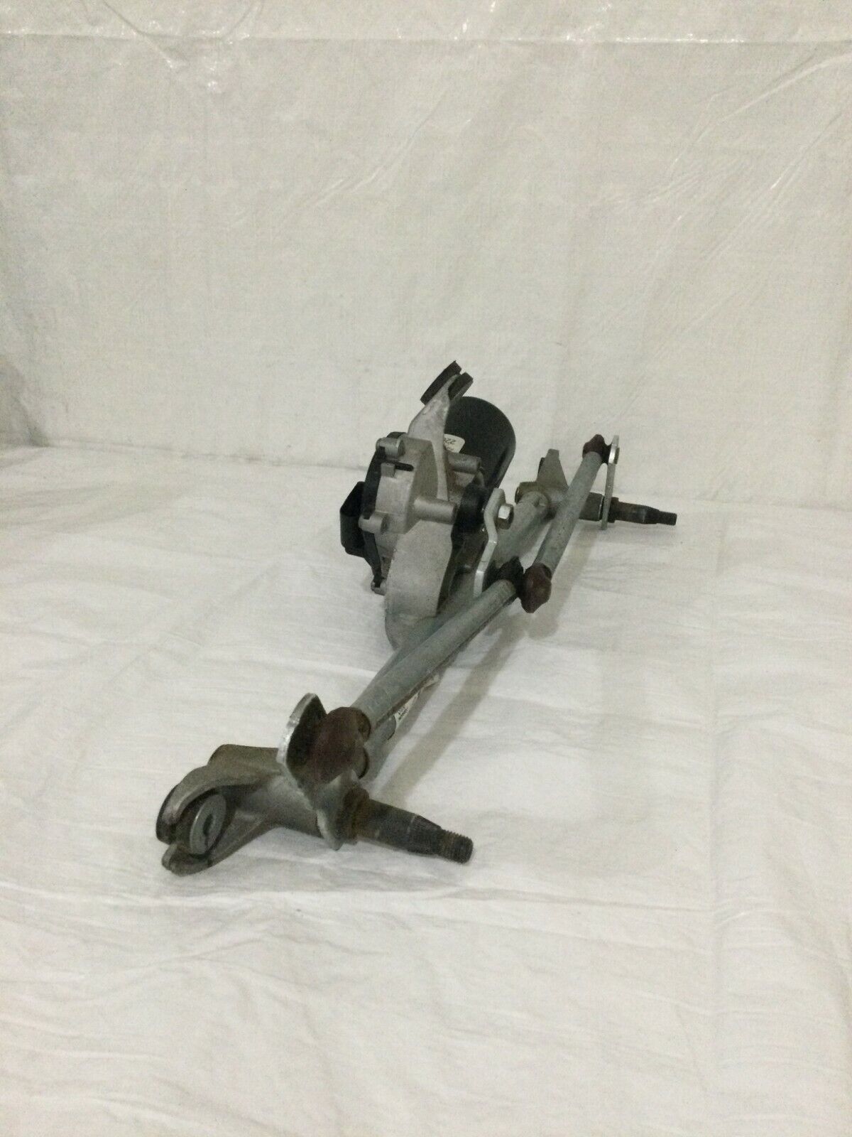 Windshield Wiper Motor W/ linkage 55112661AB 2019 Jeep Compass