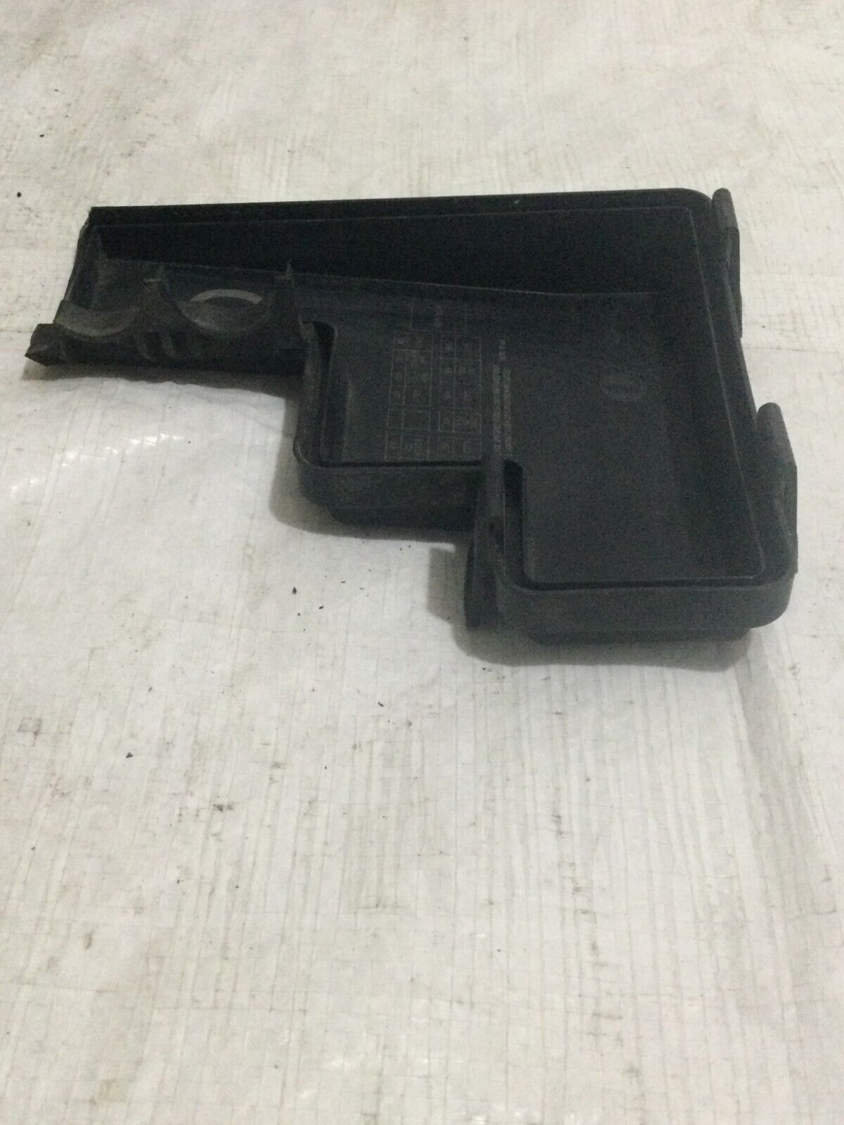 2020 Nissan Rogue Fuse Box LID Cover Panel OEM