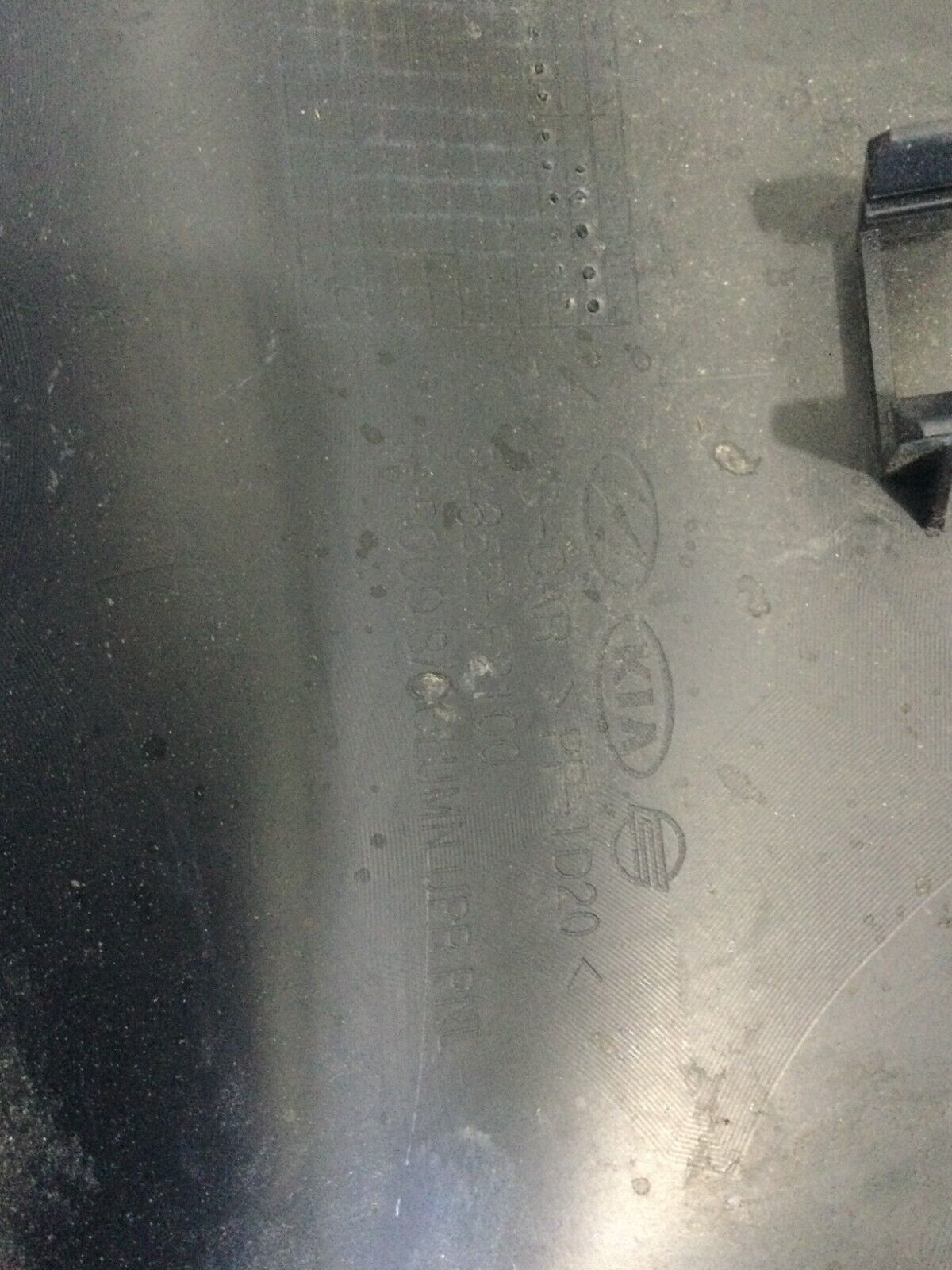 Hyundai Elantra 2017 Instrument Cluster Panel Facia Bezel 84830-F2000 OEM