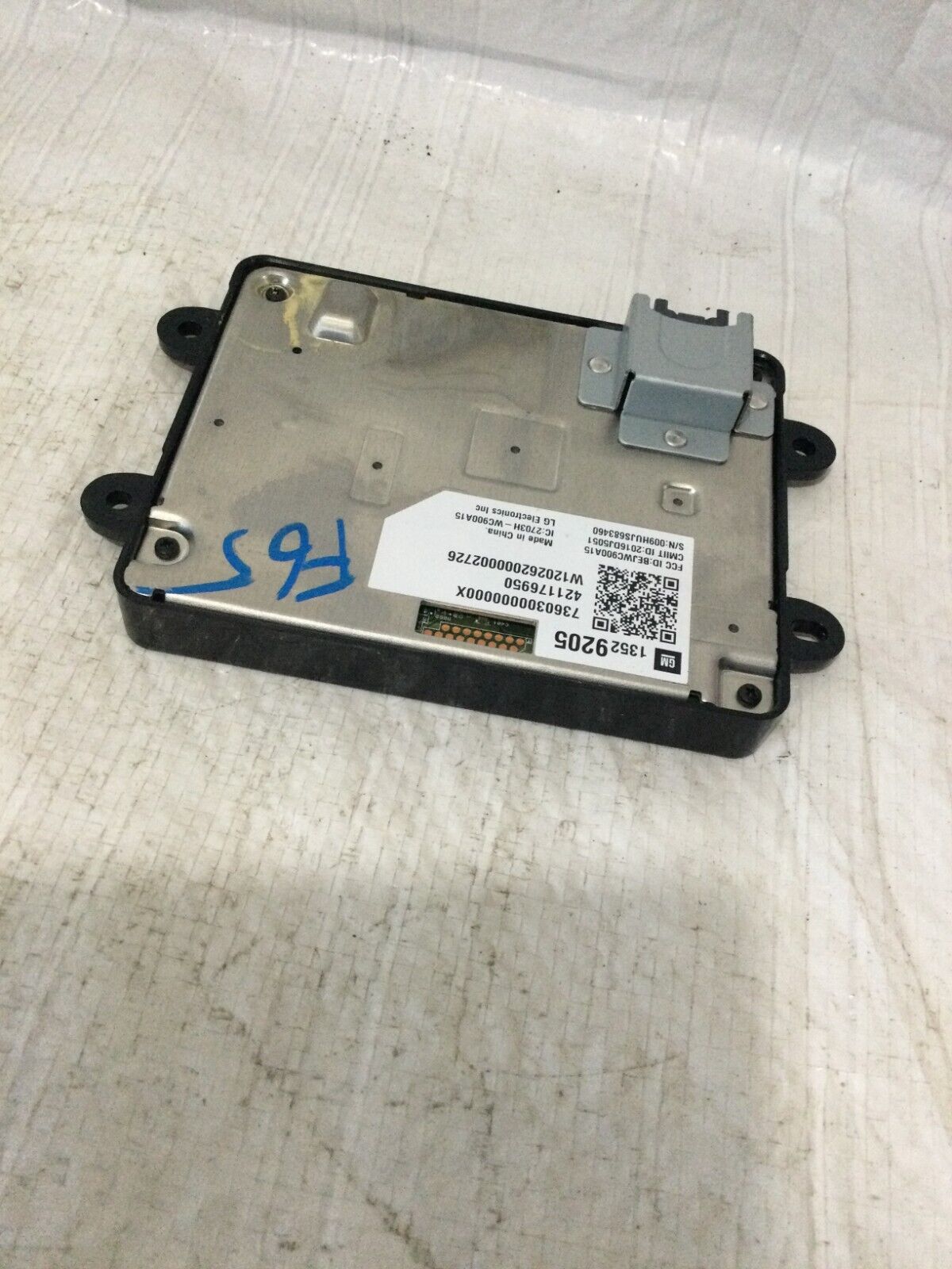2019-2022 GMC Sierra 3500HD Wireless Charger Control Module OEM 13529205