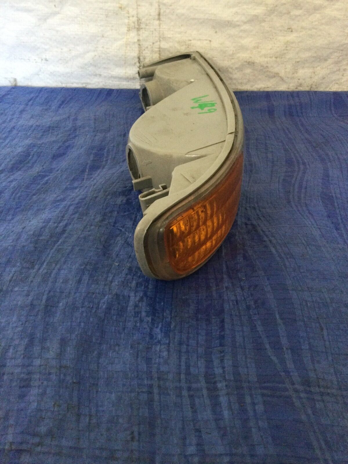99-06 GMC Sierra 1500 RH Parking Turn Signal Light OEM 16524676B OEM