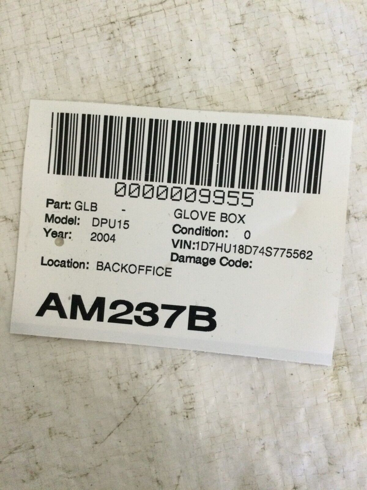 2002 2003 2004 2005 Dodge Ram 1500 Glove Box Assembly 5GT18TRM OEM