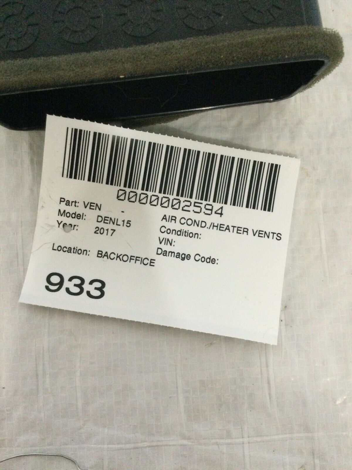 2017 GMC Sierra 1500 Left Center Dash Air Vent OEM 1-3 V8 6.2L 20943682