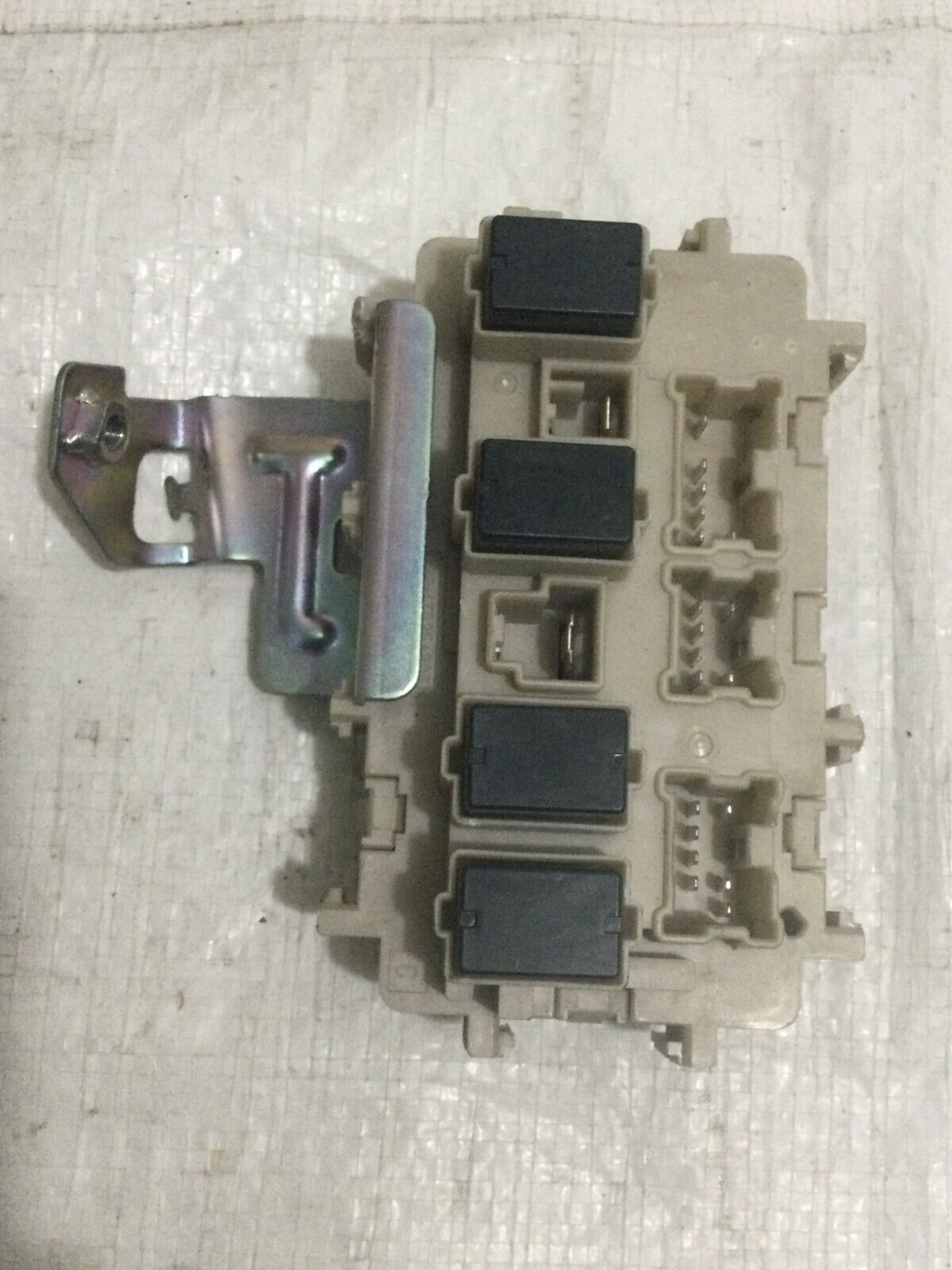 2020 Nissan Rogue Cabin Fuse Box Junction Block OEM