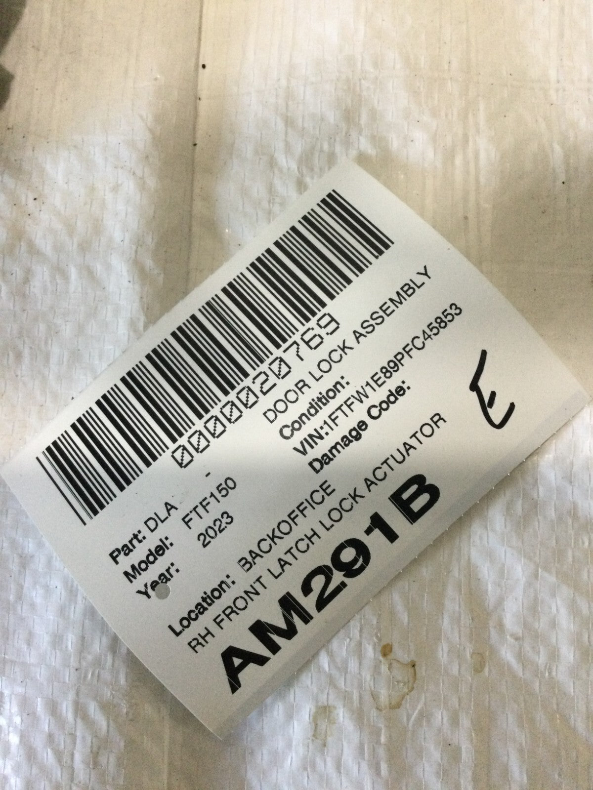 2023 Ford F150 Front Right Passenger Door Lock Latch Actuator OEM ( DAMAGED )