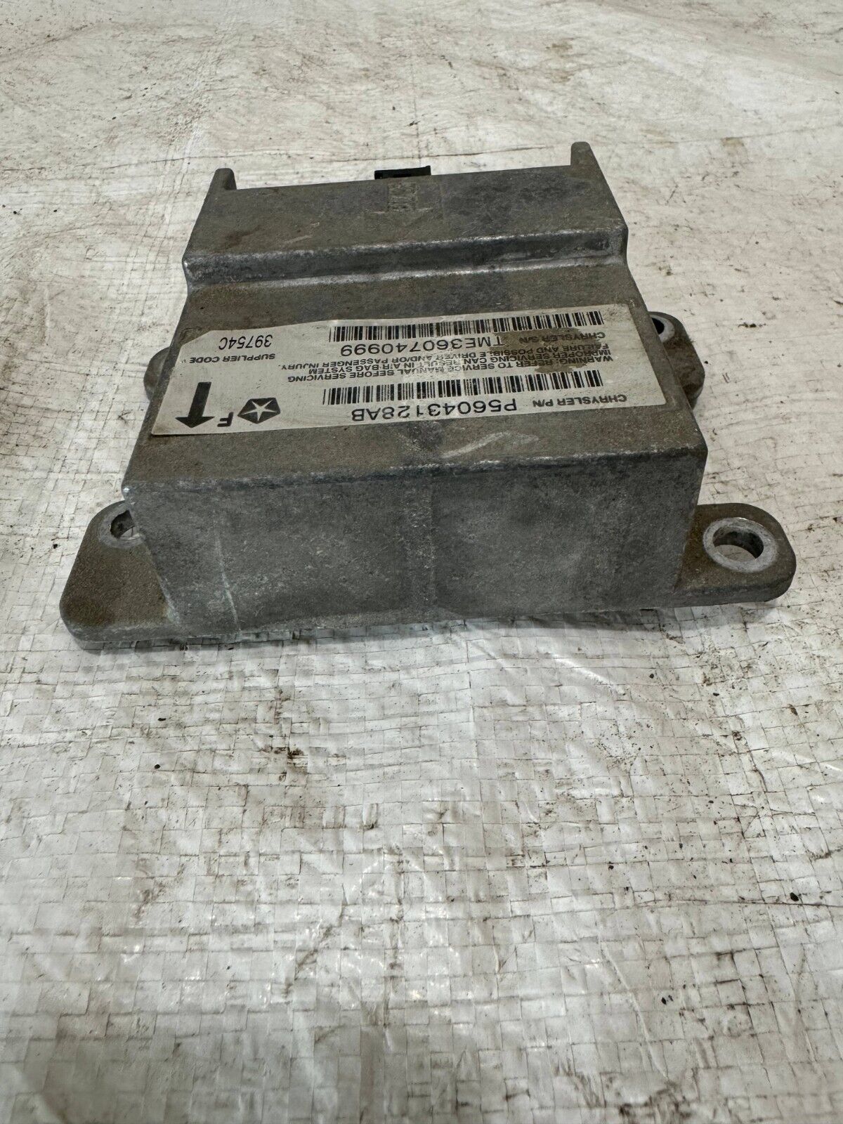 1998 Dodge Ram 2500 SRS Control Module P56043128AB OEM