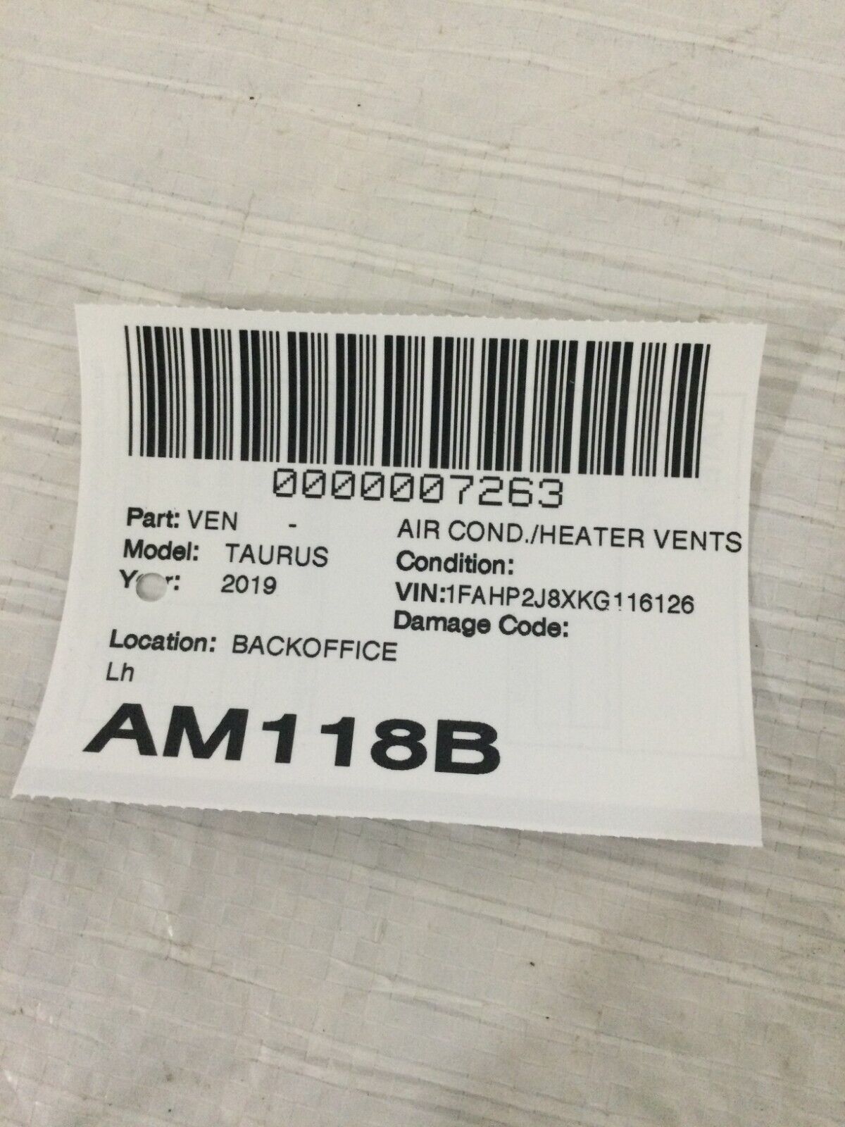 2019 Ford Taurus Left Driver Dash Air Vent OEM LH