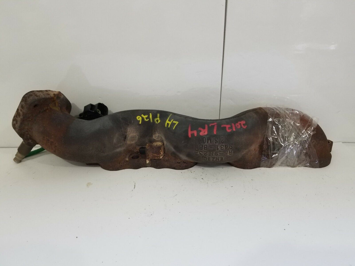 Land Rover LR4 2010-2013 OEM Engine Exhaust Manifold 5.0L V8 OEM 9H23-9431-BB LH