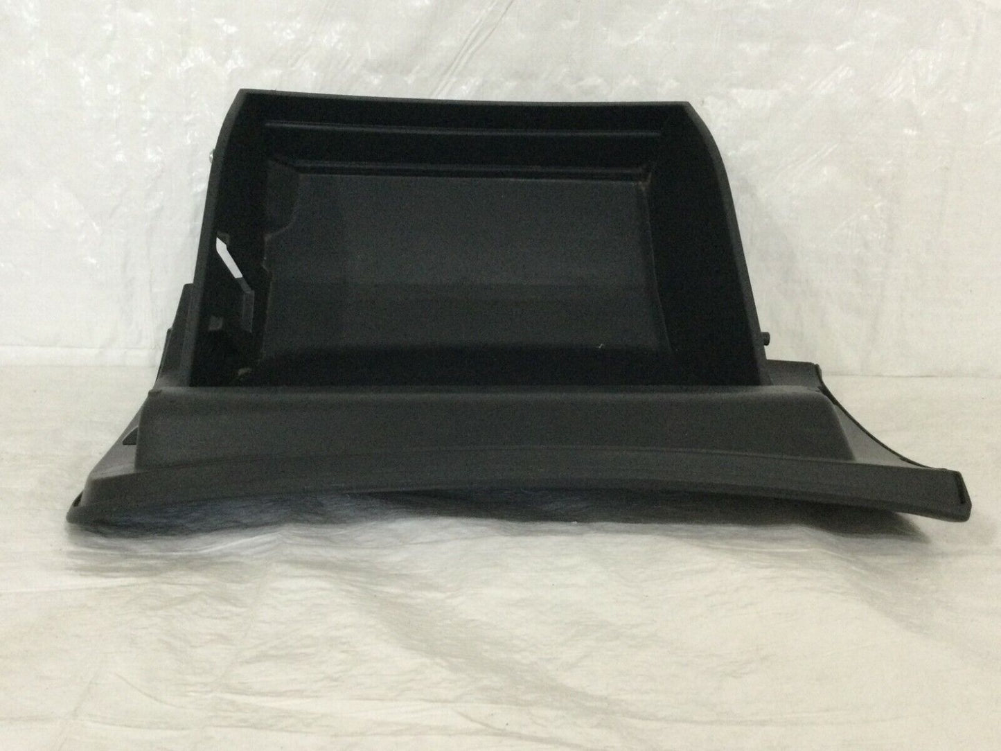 2020 Nissan Rogue Glove Box Assembly OEM 6851004BA0A/B