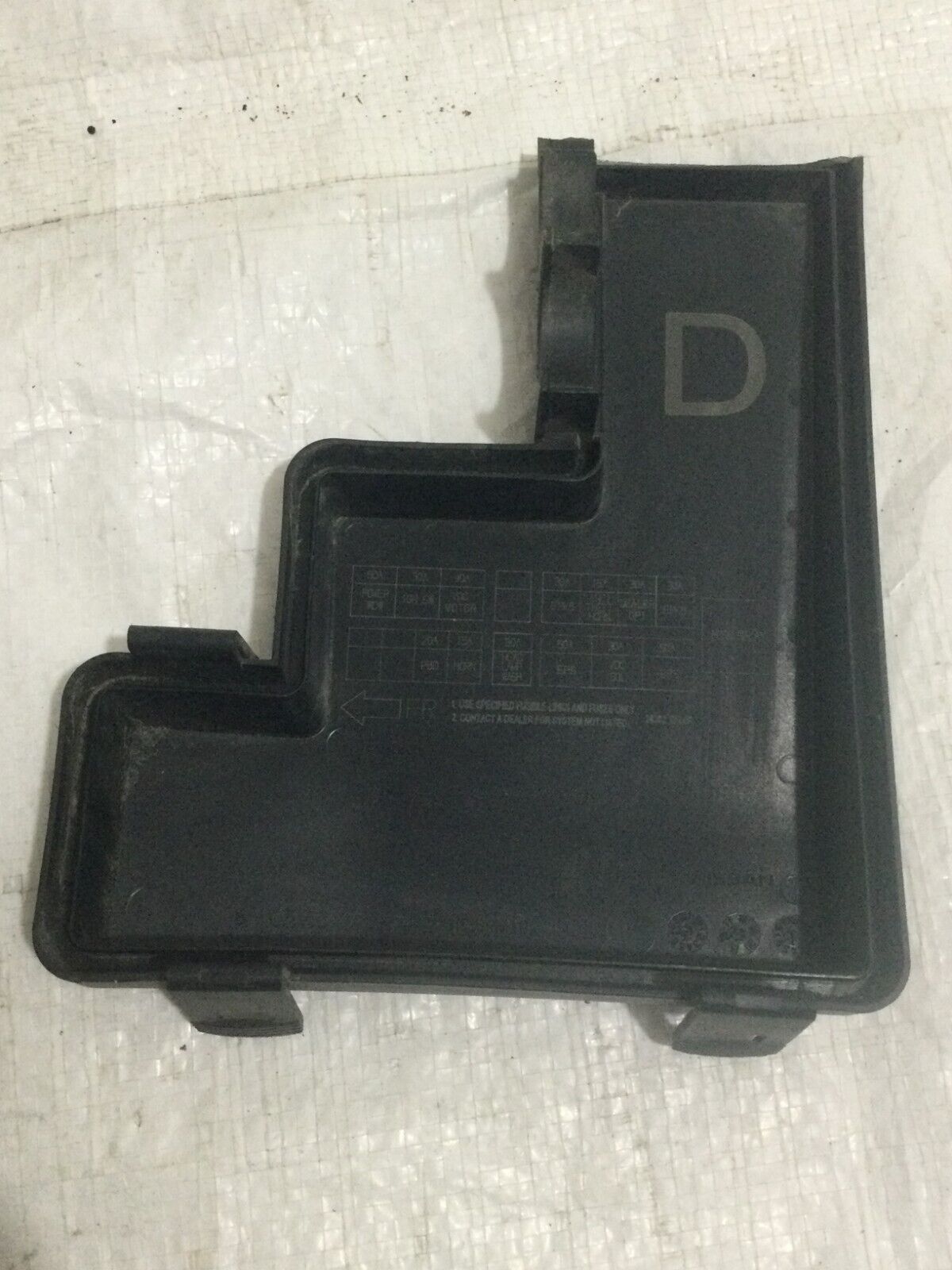 2020 Nissan Rogue Fuse Box LID Cover Panel OEM