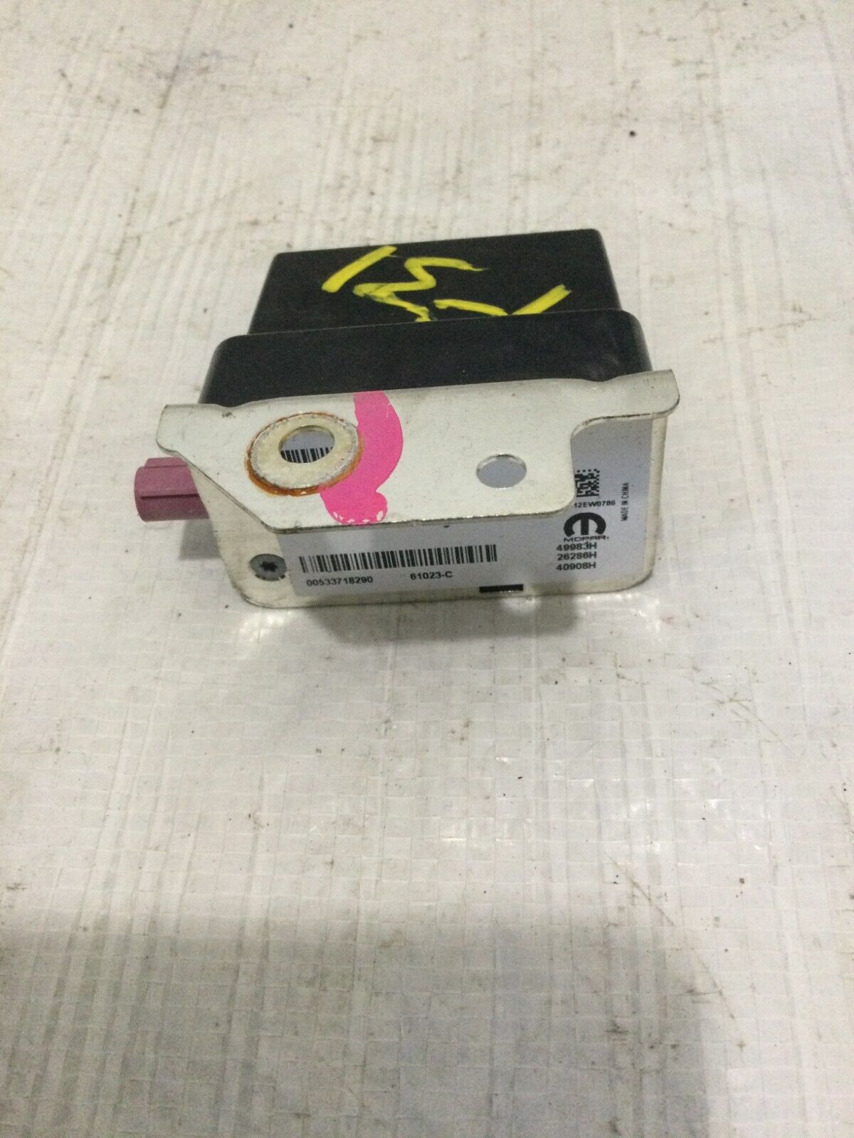 2021 Ram 3500 Satellite Antenna Receiver 68293977AA OEM