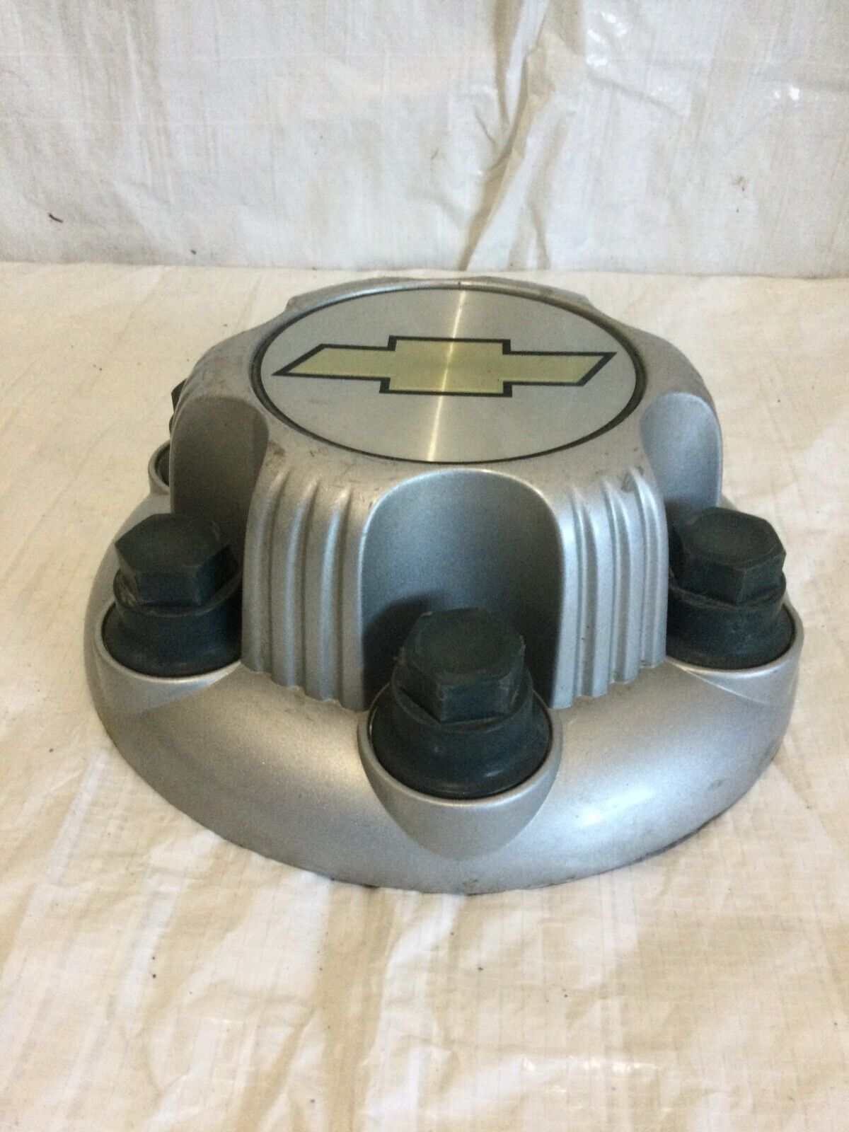 Chevy Tahoe Silverado 1500 Astro Suburban 6 Lug OEM Wheel Center Cap 9596661