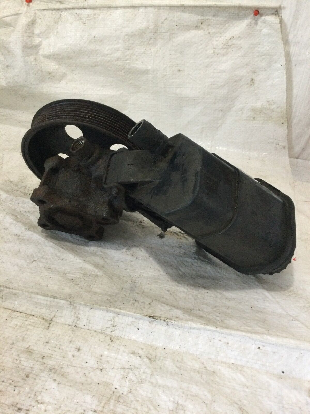 Power Steering Pump w/Pulley 52113925AK 2006 Dodge Ram 3500 5.9L Diesel