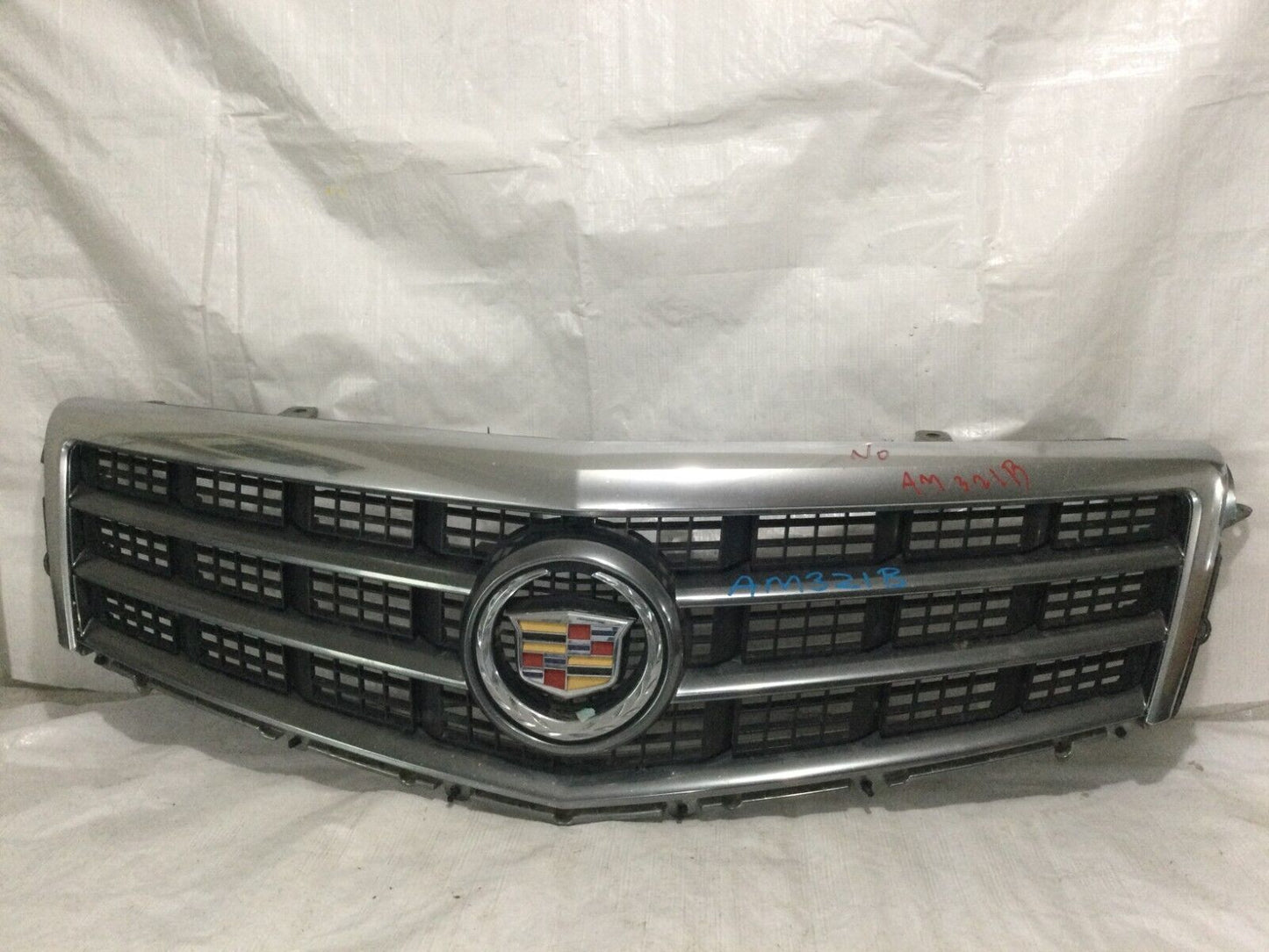 Cadillac CTS Front Grill Grille Upper W/ Emblem 2012 2013 13 2014 14 OEM