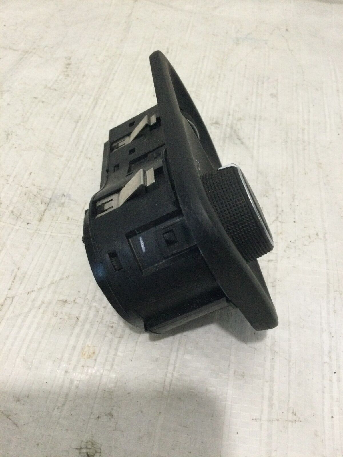 2021 RAM 3500 Headlight Switch W/ Trim OEM 68156061AD OEM