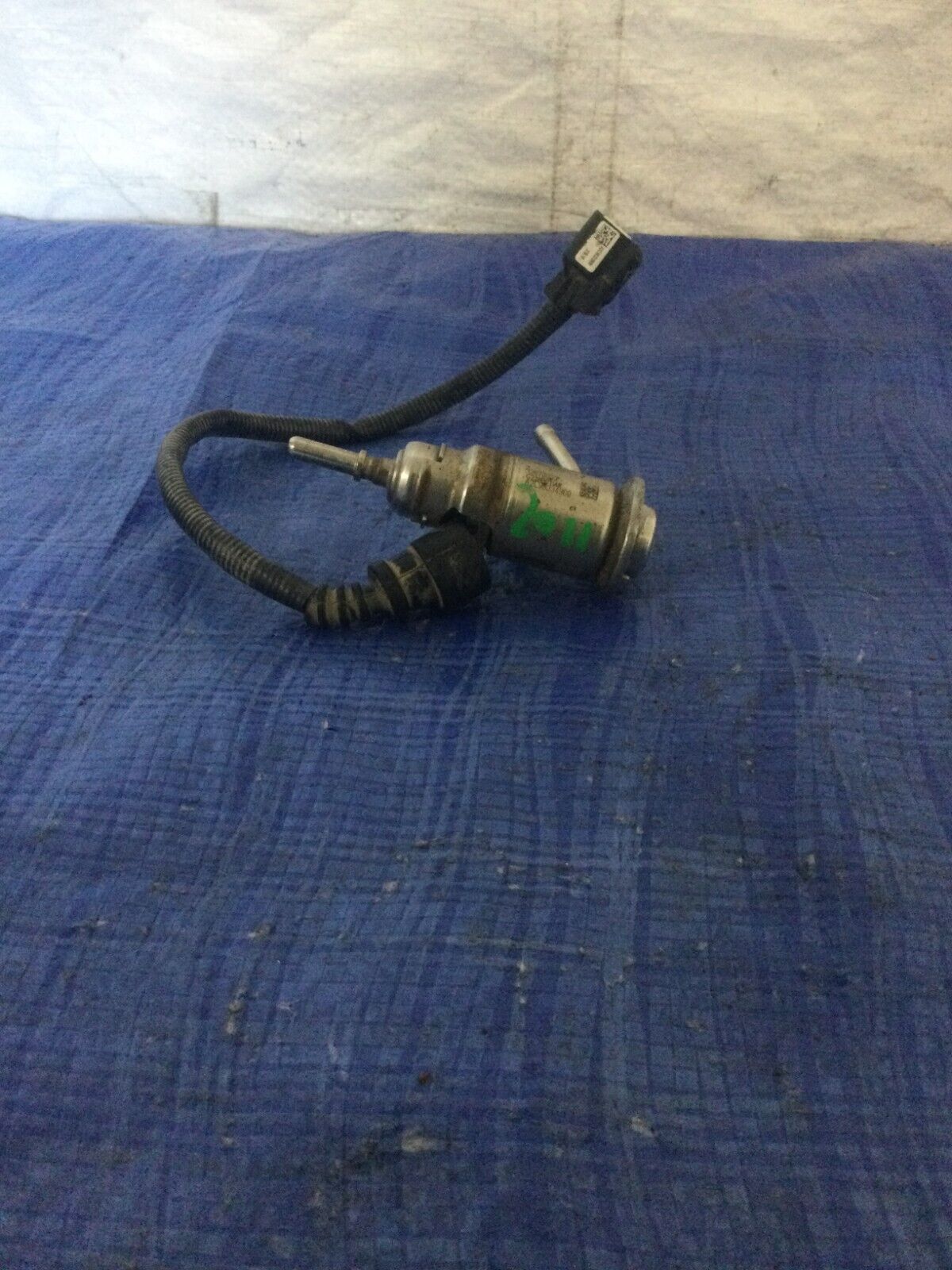 12670033 OEM GM Silverado HD, Sierra HD DEF Diesel Fluid Injector