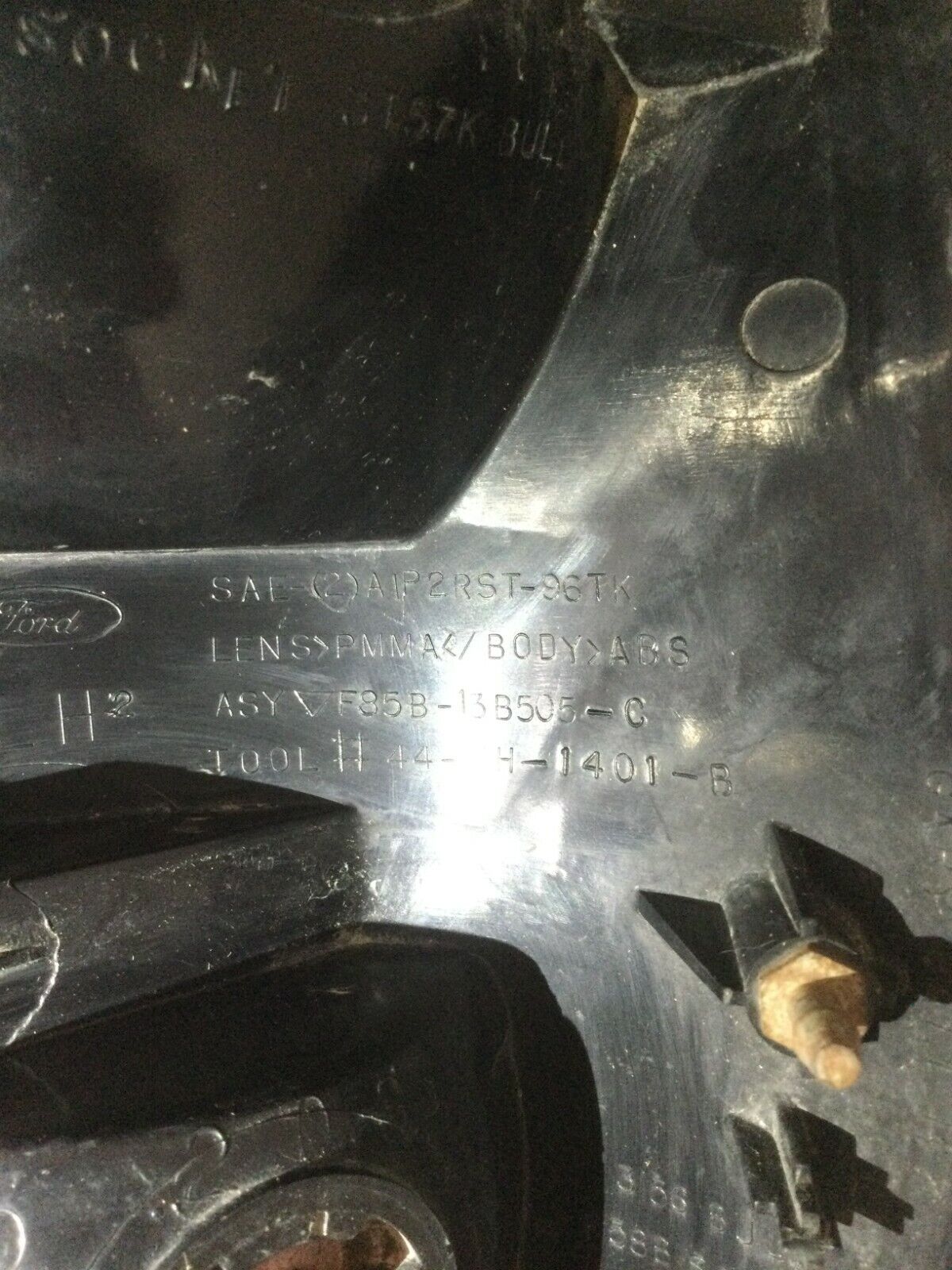 1997-2003 Ford F-150 F150 Tail Light Assembly Left Driver Side LH F85B-13B505-C