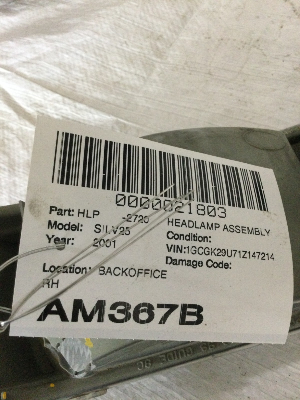 2001 Chevrolet Silverado 2500 Right Passenger Side Headlight Assembly OEM DAMAGE