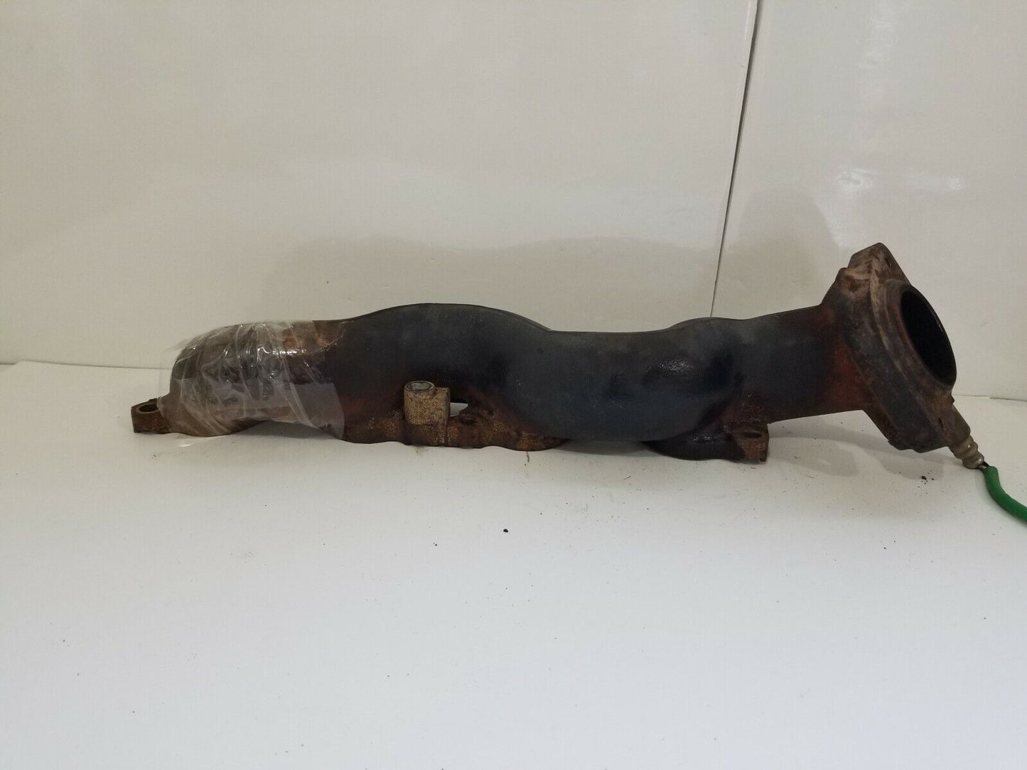 Land Rover LR4 2010-2013 OEM Engine Exhaust Manifold 5.0L V8 OEM 9H23-9431-BB LH