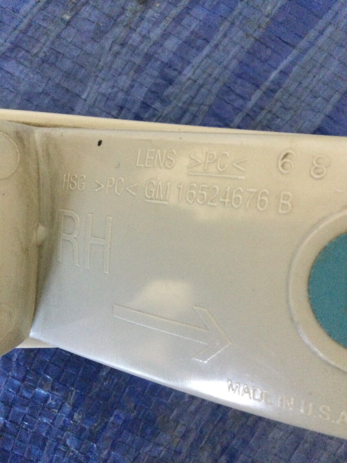 99-06 GMC Sierra 1500 RH Parking Turn Signal Light OEM 16524676B OEM