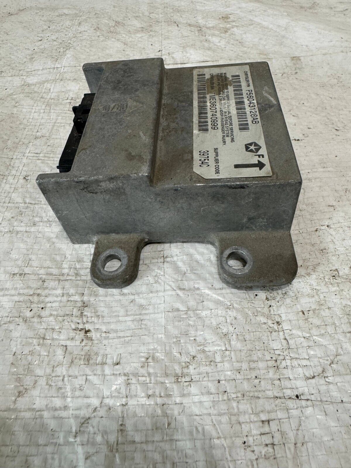 1998 Dodge Ram 2500 SRS Control Module P56043128AB OEM