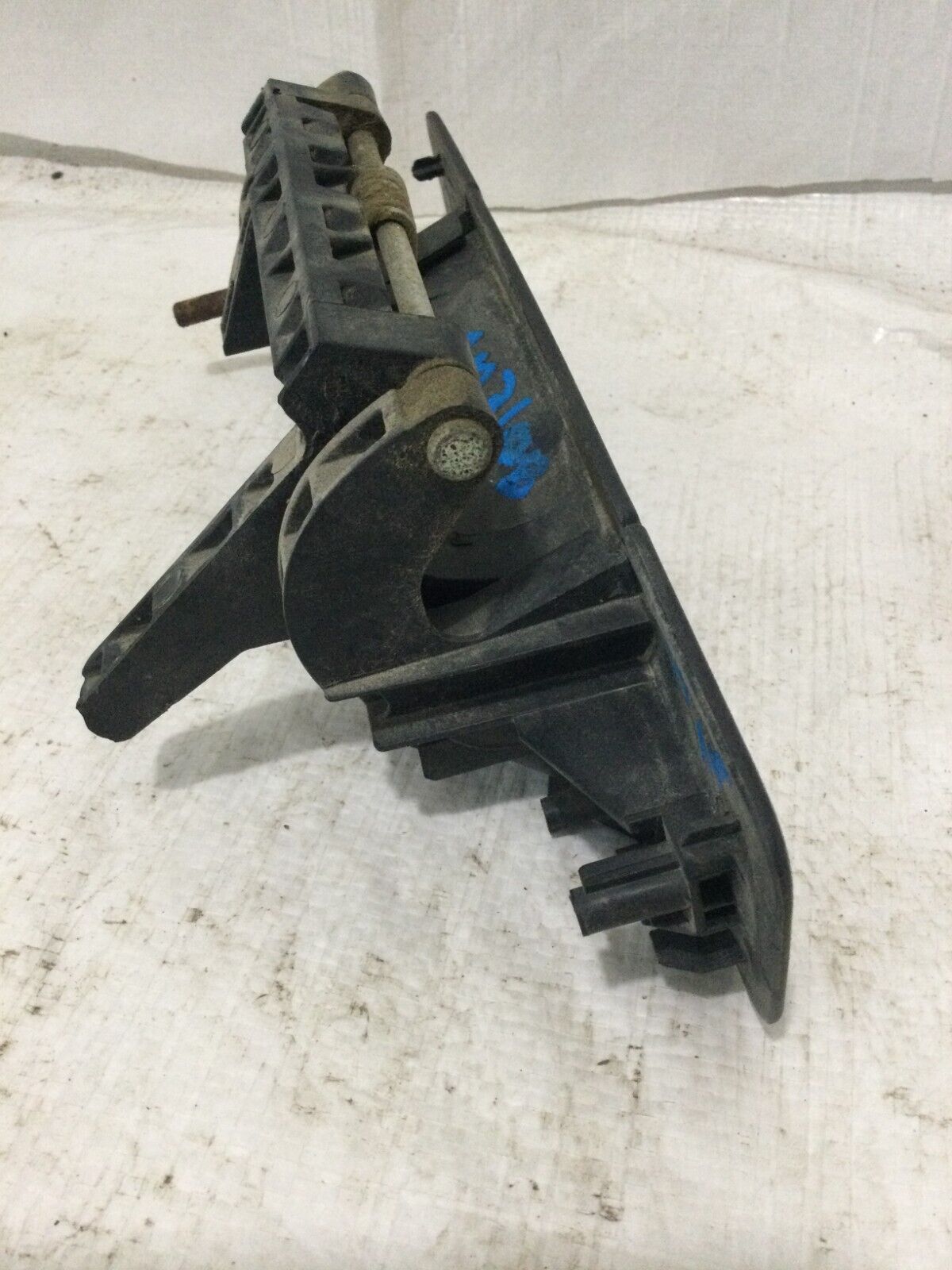 Tailgate Handle 2013-2018 Ram 1500 2500 3500 W/O Camera 68197873AA OEM