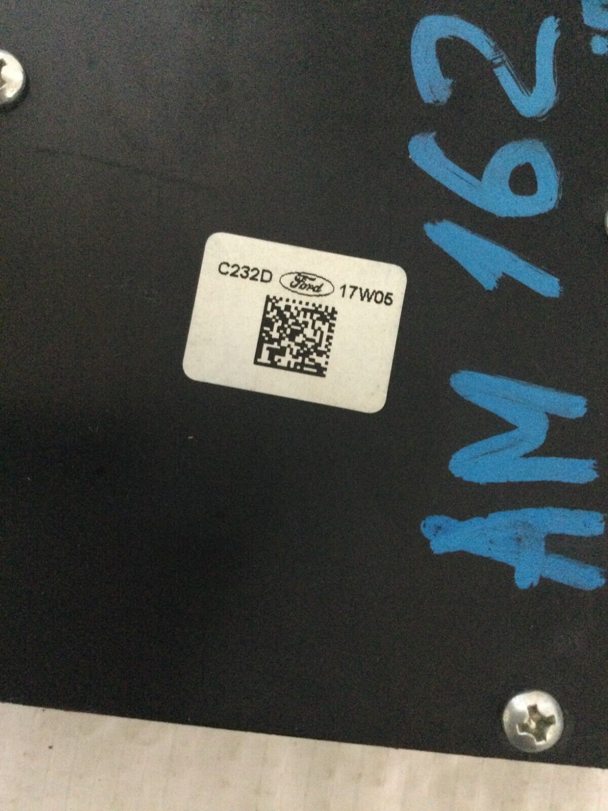 17 18 19 Ford Escape Power Inverter Converter Unit GJ5T19G317AA 2017 2018 2019