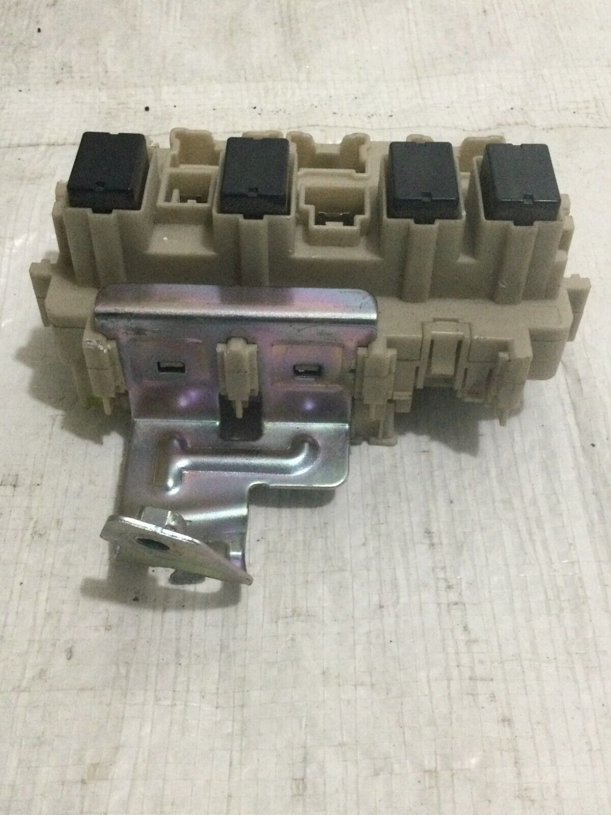 2020 Nissan Rogue Cabin Fuse Box Junction Block OEM