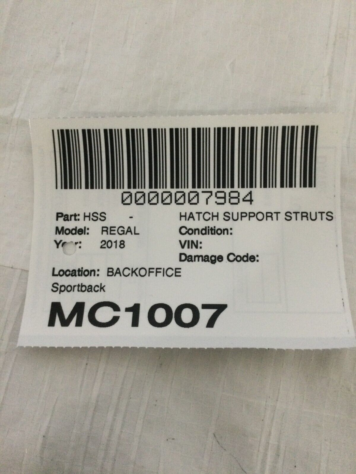 2018-2020 Buick Regal Sportback Lift Support Sportback 39169063 OEM