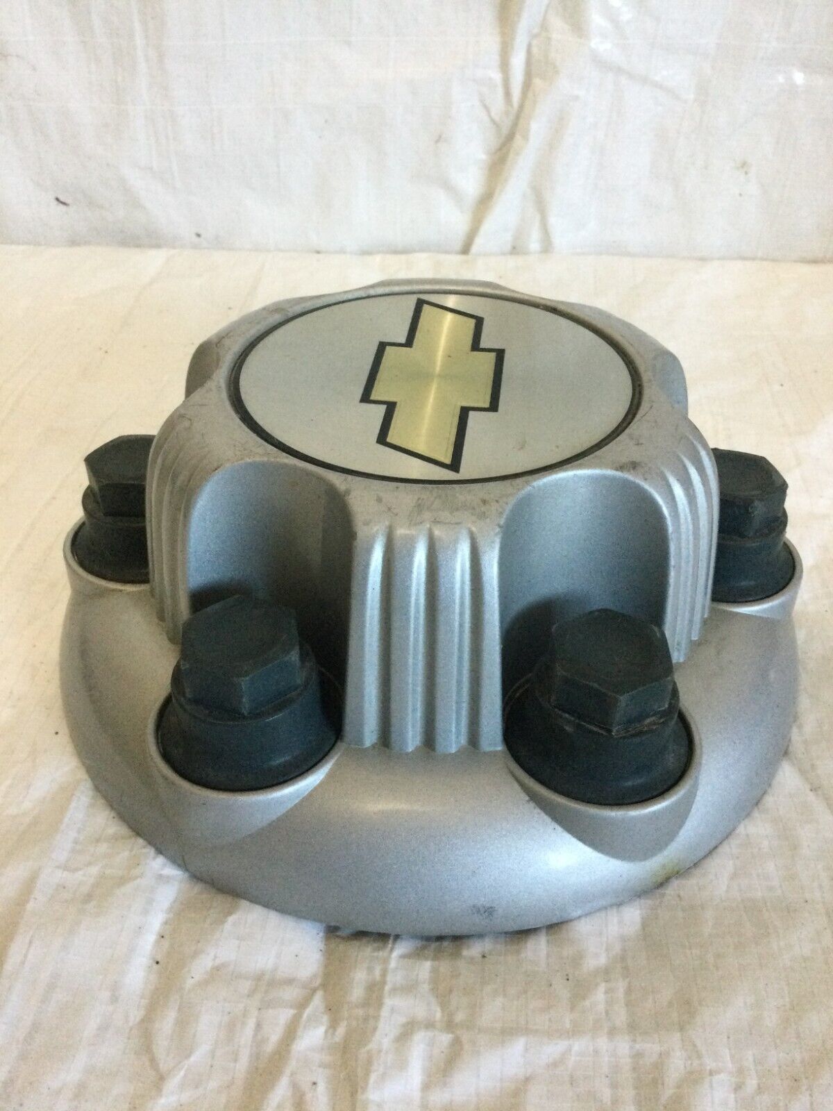 Chevy Tahoe Silverado 1500 Astro Suburban 6 Lug OEM Wheel Center Cap 9596661