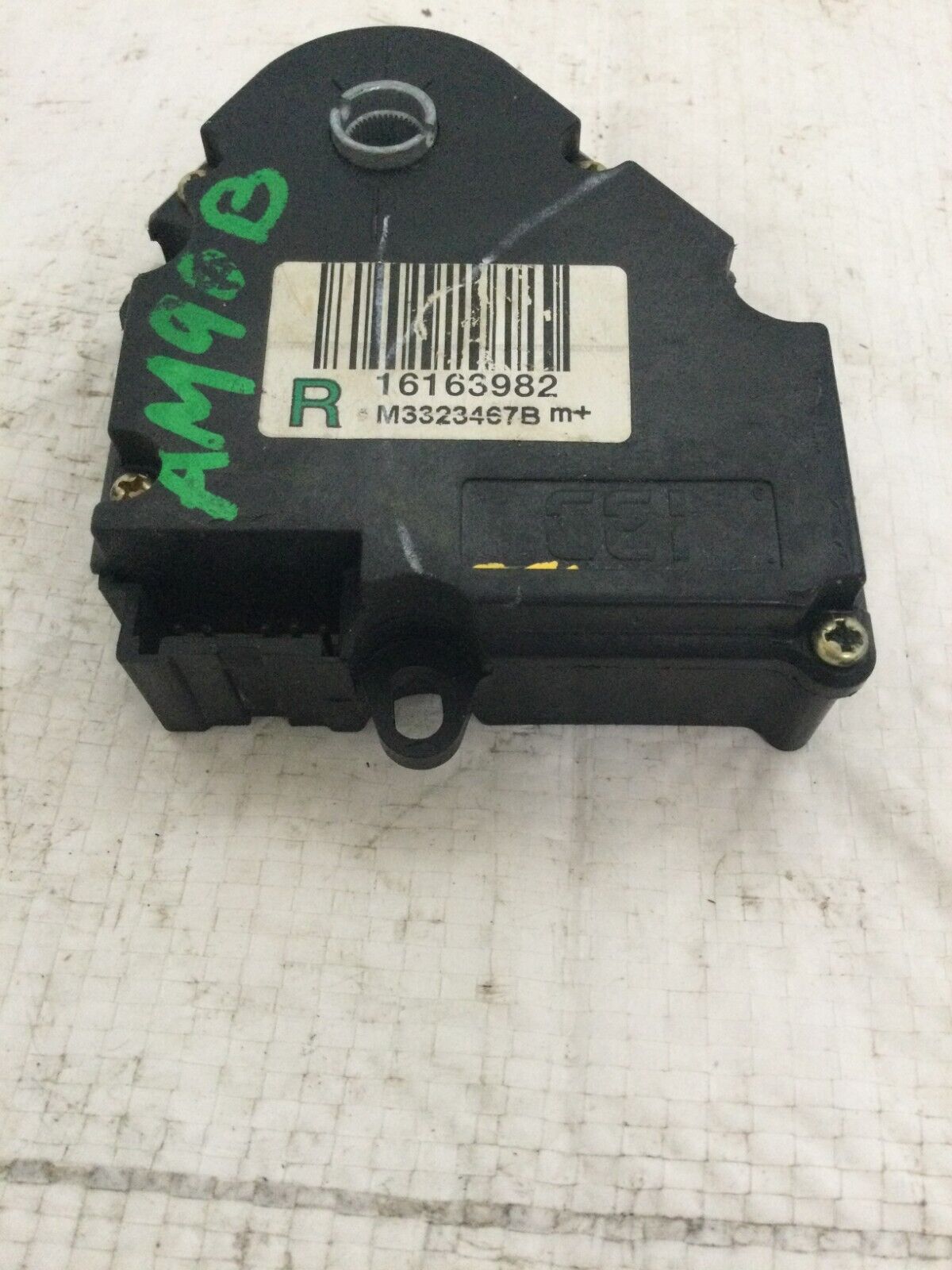 2033-2006 Cadillac Escalade EXT HVAC Air Blend Door Actuator OEM 16163982