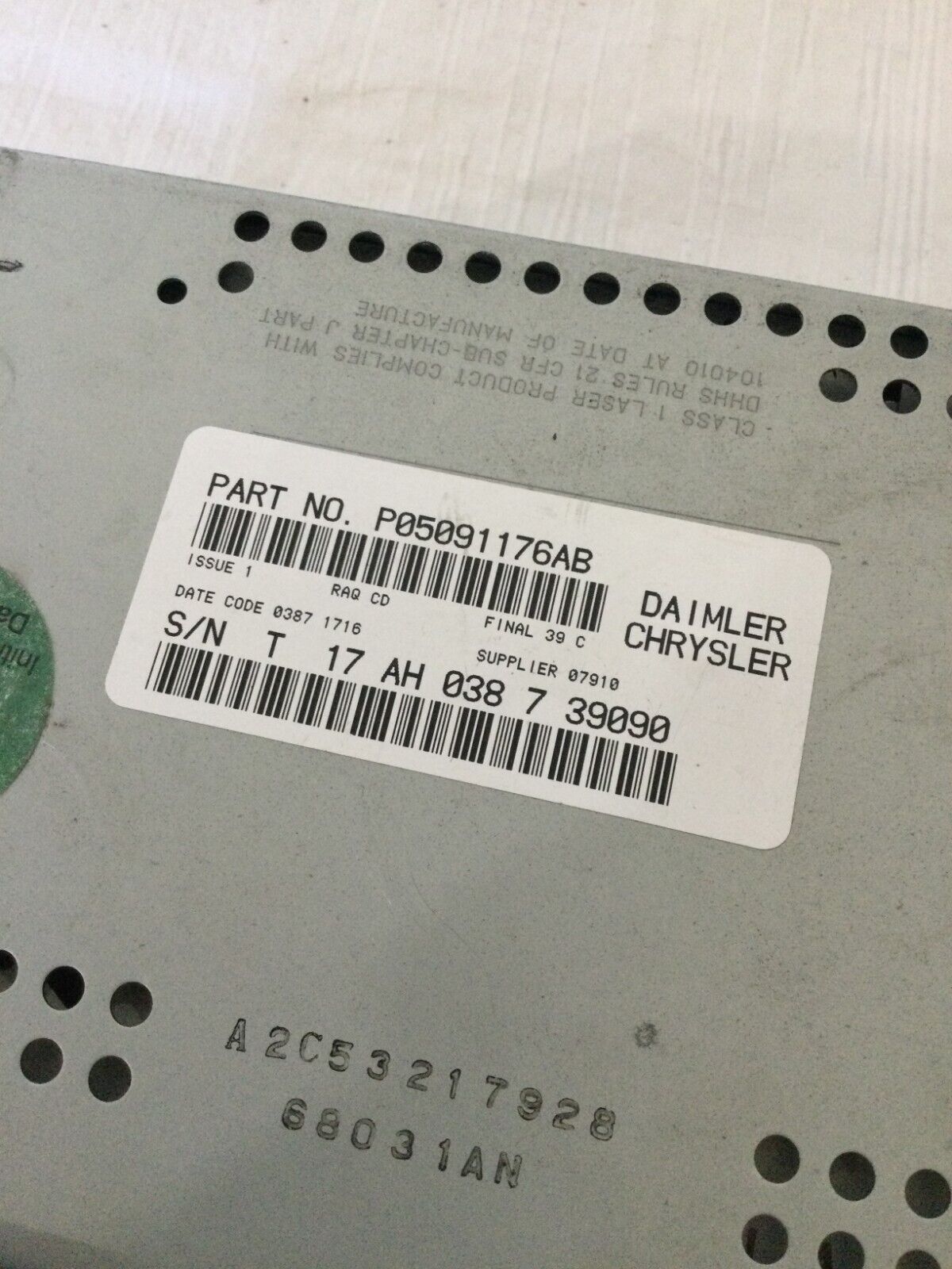 07 DODGE CHRYSLER JEEP AM FM Radio 6 CD Disc Changer MP3 Player STEREO RECEIVER