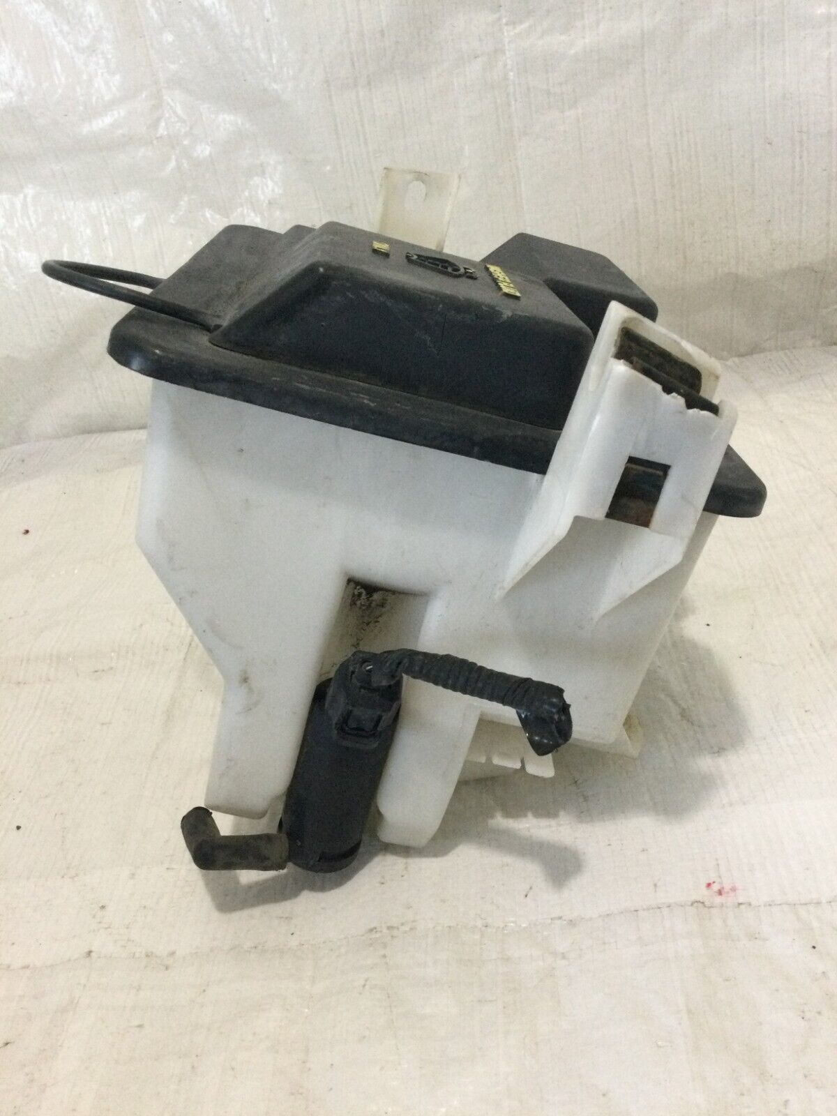 1997-2003 Ford F150 F-150 Windshield Washer Fluid Reservoir Bottle OEM