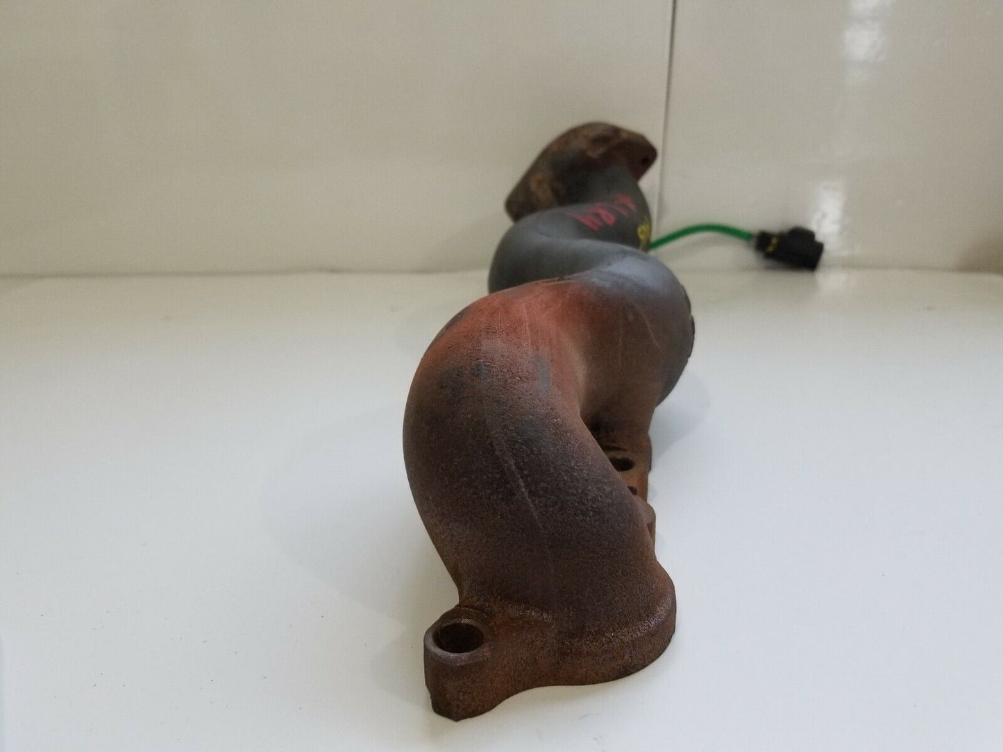 Land Rover LR4 2010-2013 OEM Engine Exhaust Manifold 5.0L V8 OEM 9H23-9430-BB