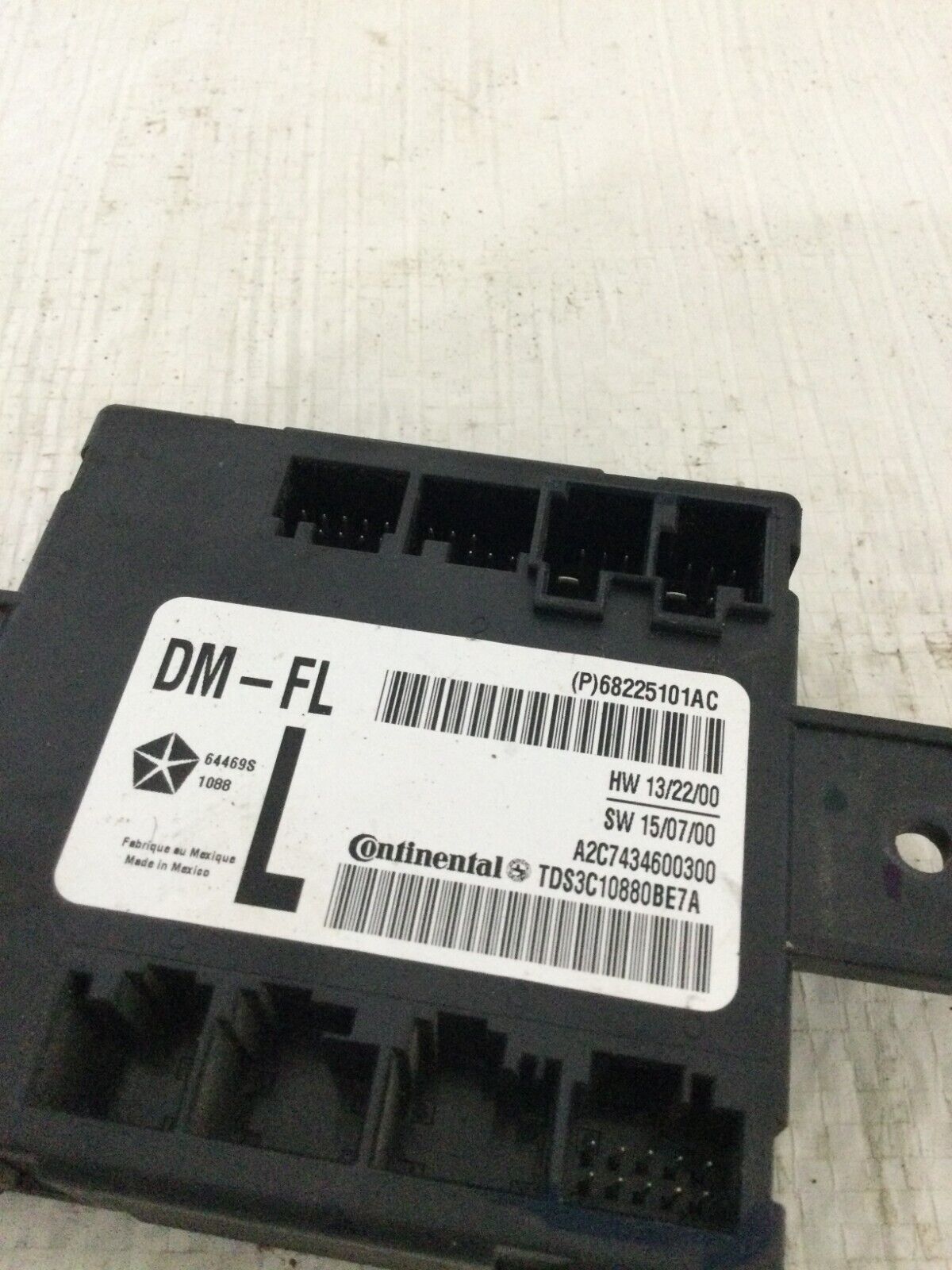 68225101AC 2018 Ram 3500 Front Left Door Module OEM LH