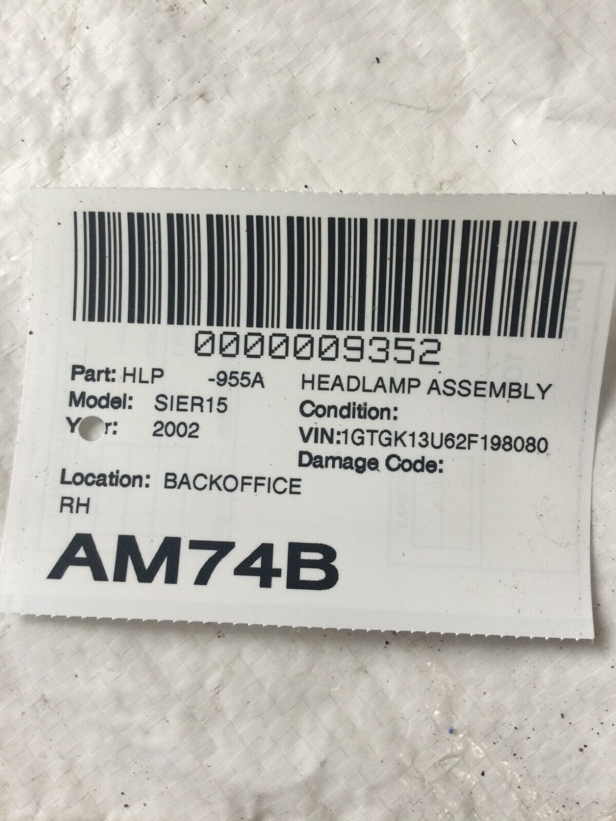 2002 GMC Sierra 1500 Headlight Right Passenger Side OEM RH