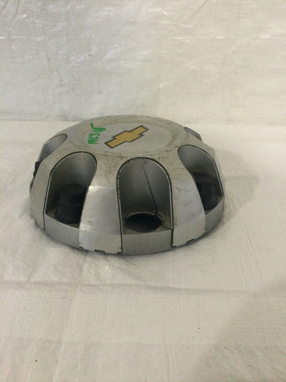 Chevy Silverado Suburban 2500 Wheel Center Cap 9596342 OEM
