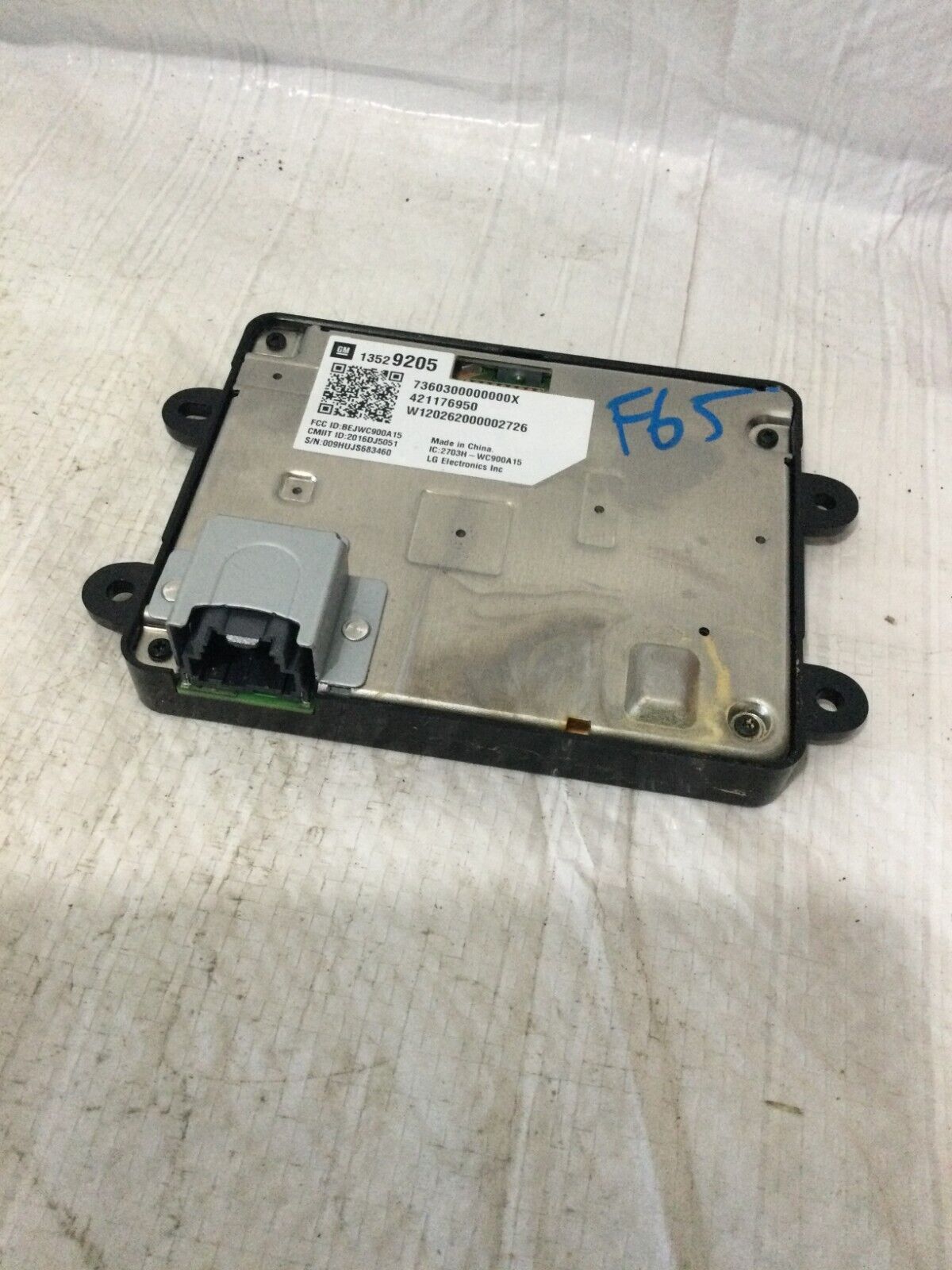 2019-2022 GMC Sierra 3500HD Wireless Charger Control Module OEM 13529205