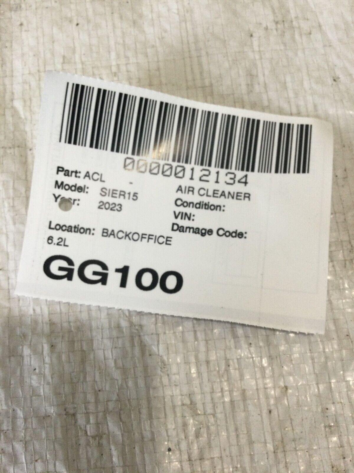 2022-2023 GMC Sierra 1500 6.2L Air Intake Outlet Duct OEM 84467639