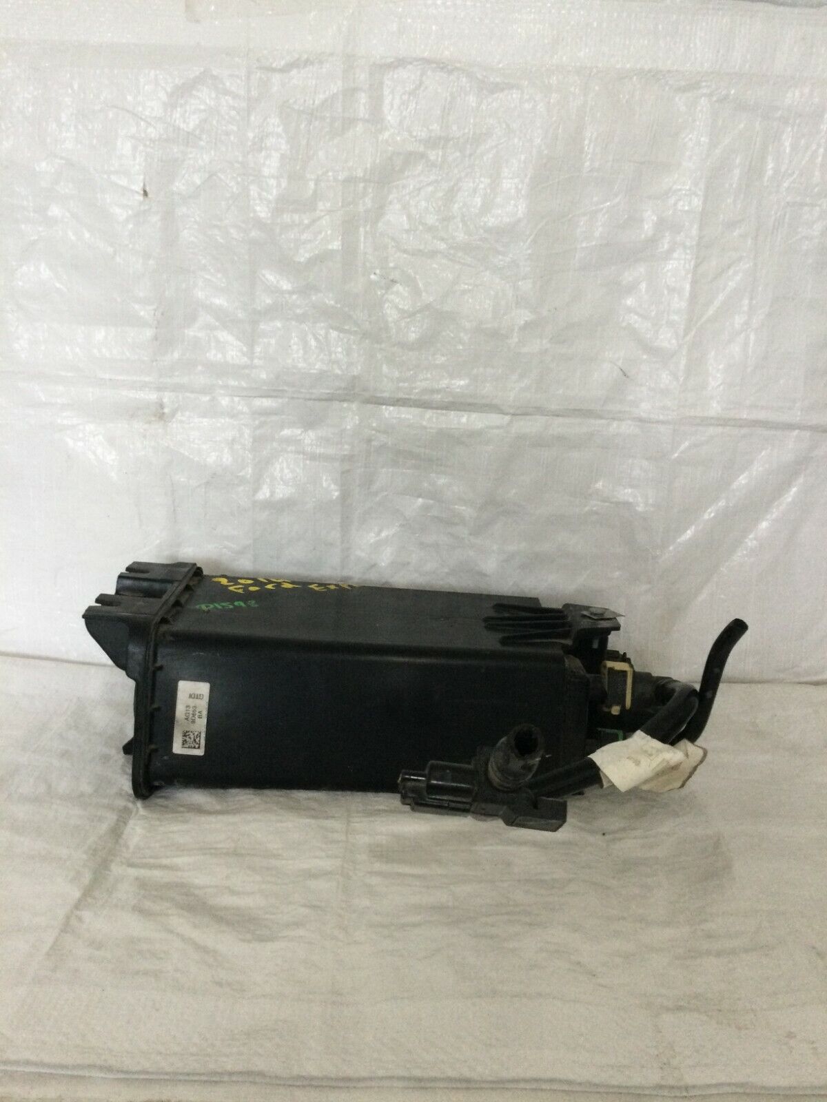 Fuel Vapor Canister 2014 Ford Explorer AG13-9D653-BA OEM