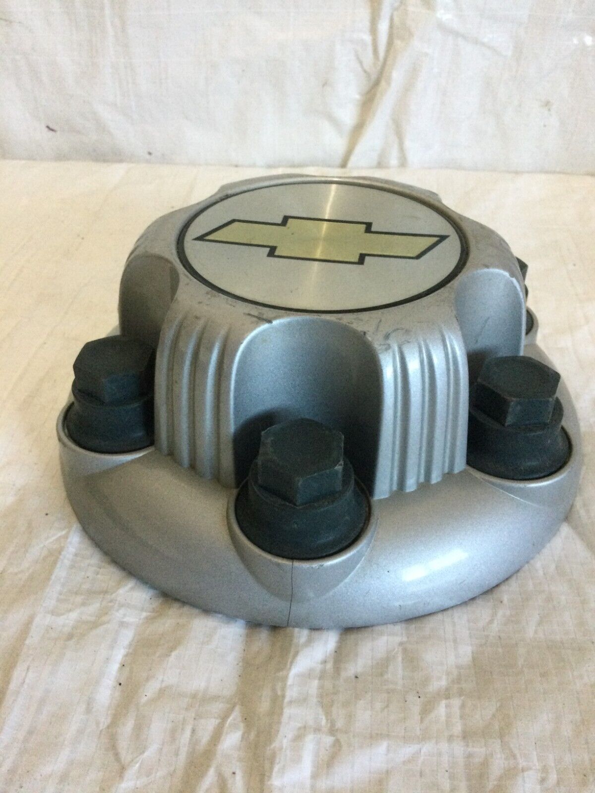 Chevy Tahoe Silverado 1500 Astro Suburban 6 Lug OEM Wheel Center Cap 9596661