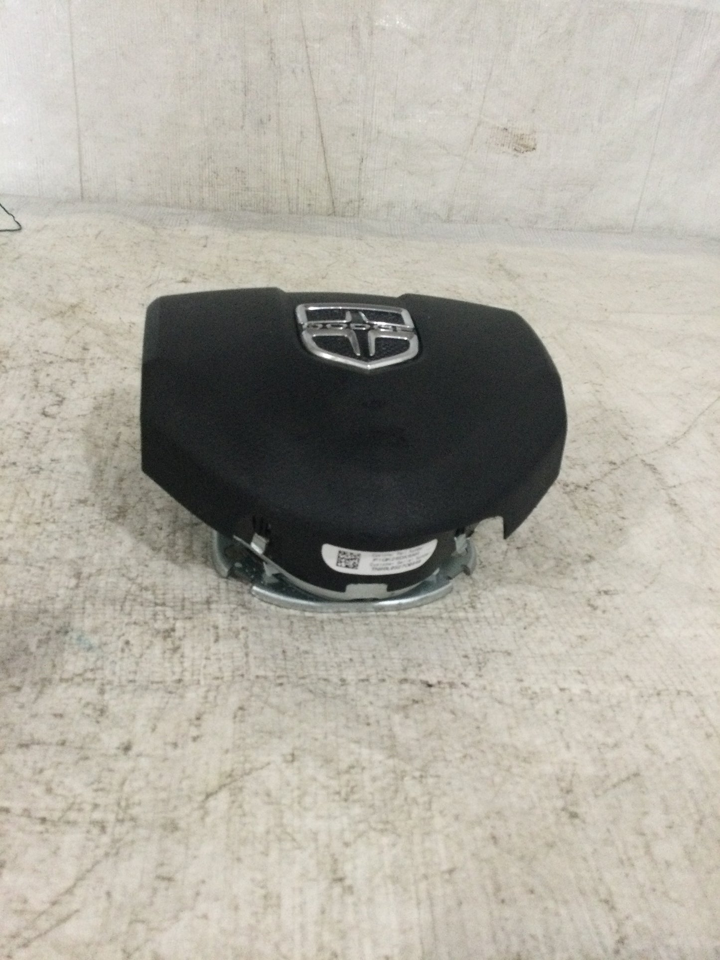 2017 Dodge Caravan Air Bag Driver Left Steering Wheel Mounted P/N:P1QK29DX9AH