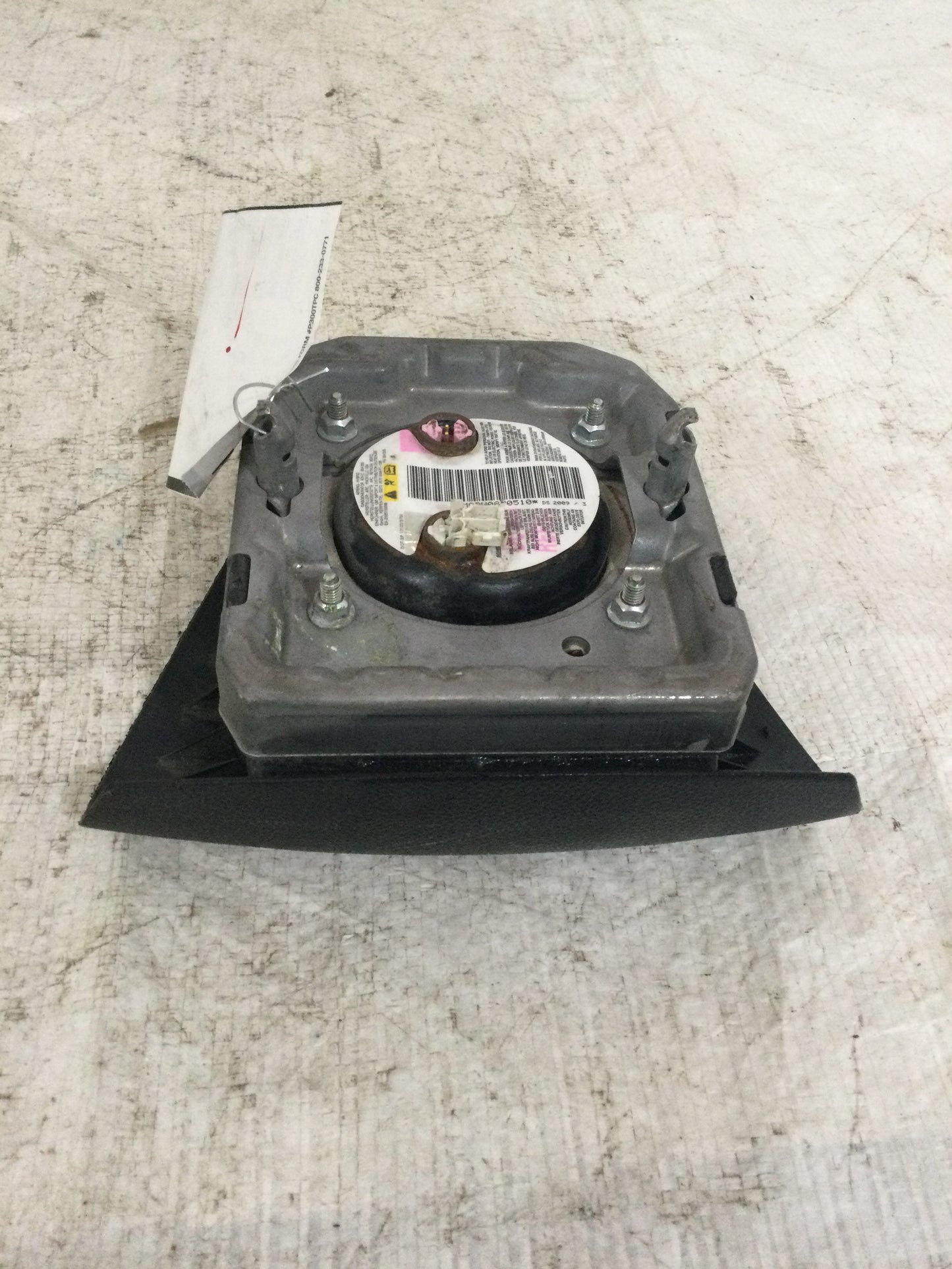 2010 Buick Enclave Driver Steering Wheel Airbag