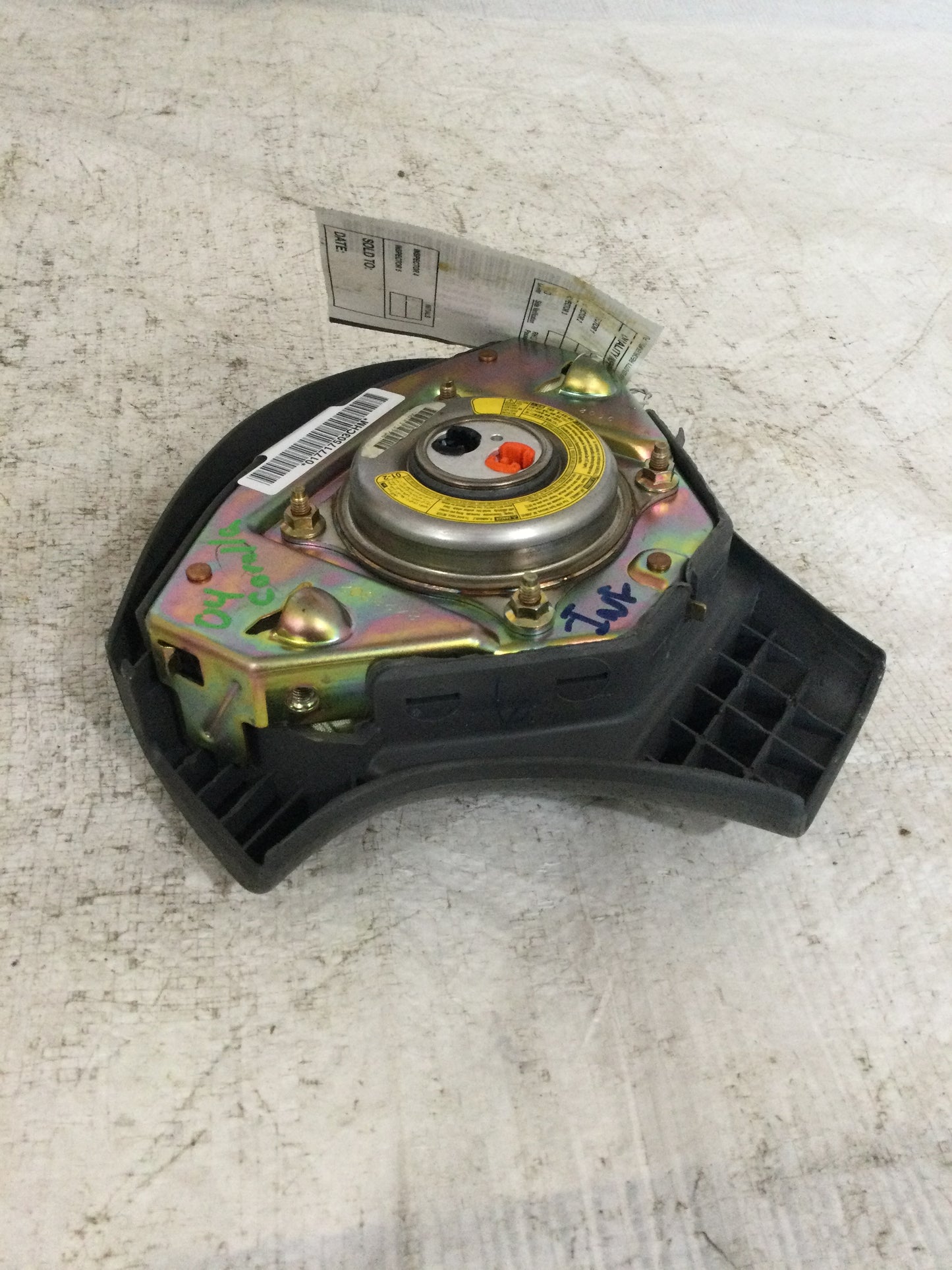 2004 TOYOTA COROLLA DRIVER WHEEL AIRBAG