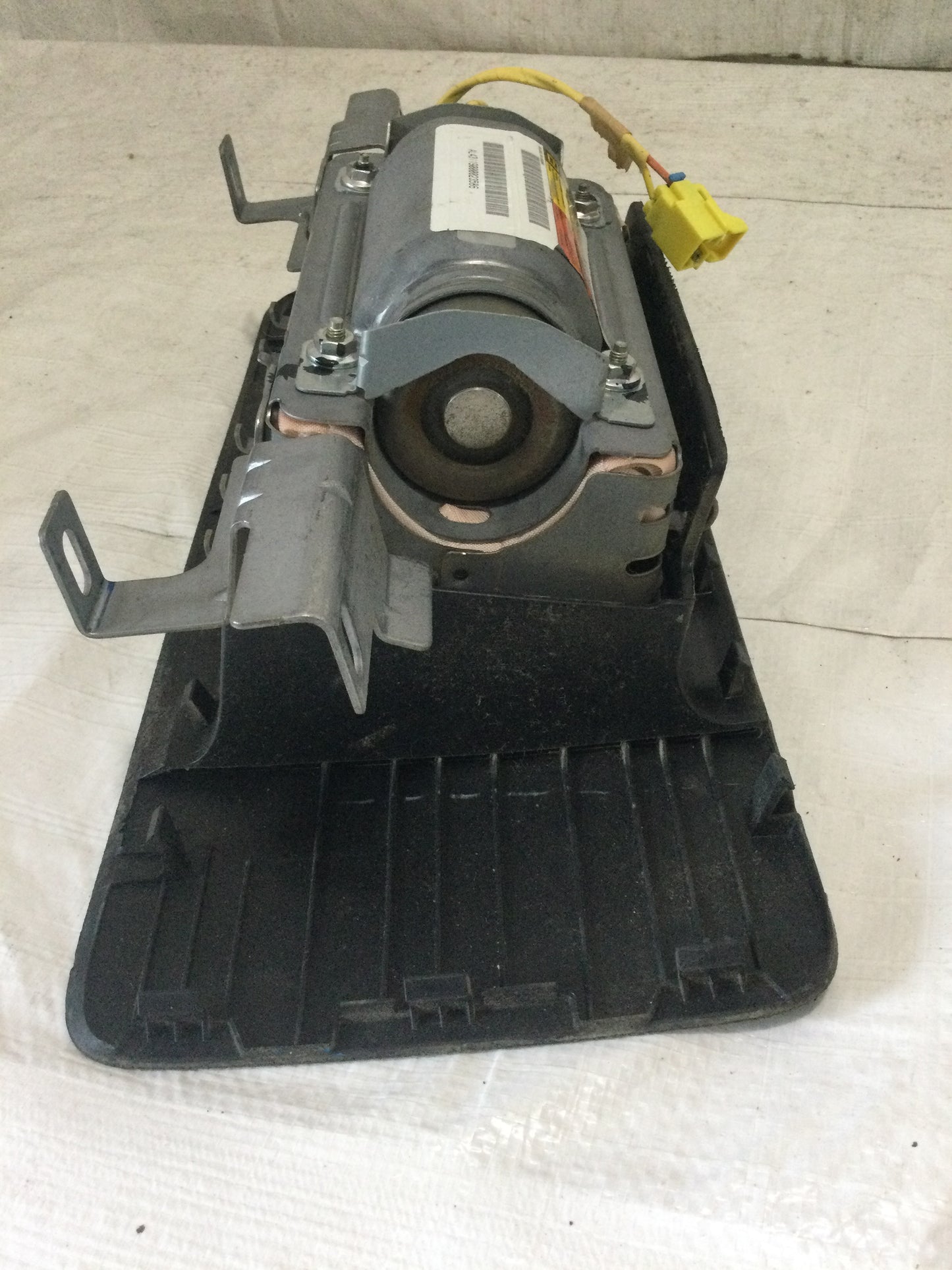 Silverado/Suburban/Yukon Front Right Side Dash,OEM, Part# 15852398