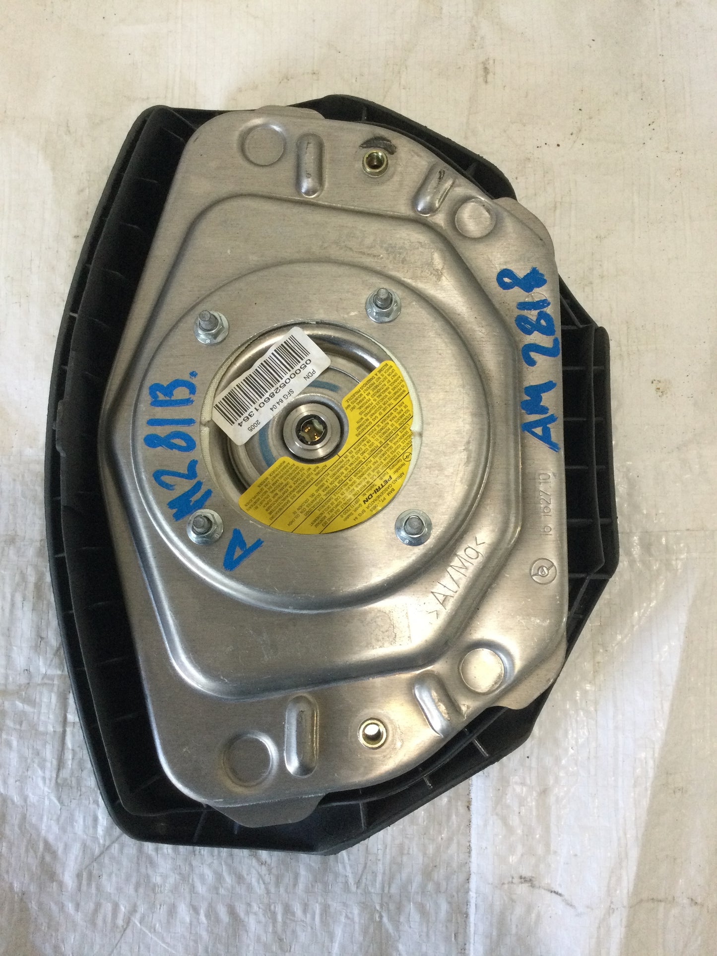 2002-2006 Sprinter 2500 3500 Driver Left Steering Wheel Air Bag