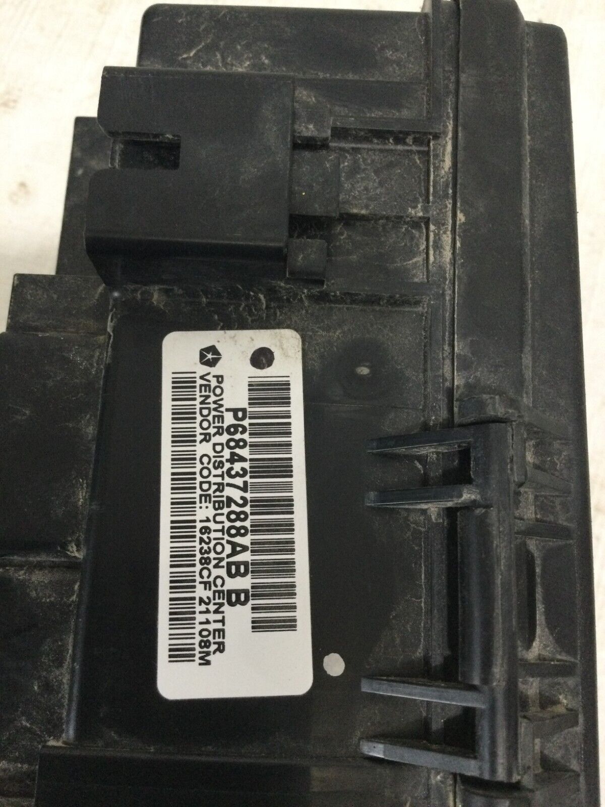 2021 RAM 2500  TIPM Integrated Power Fuse Box  68437288AB OEM