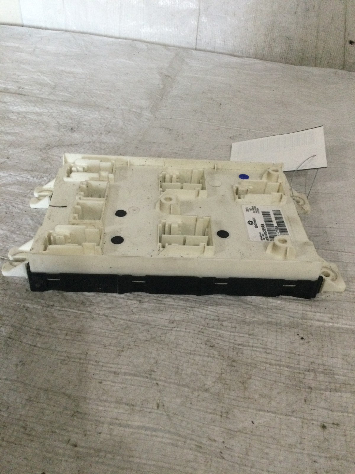 2017-2019 Dodge Ram 2500 3500 Body Control Module OEM 68320319AB