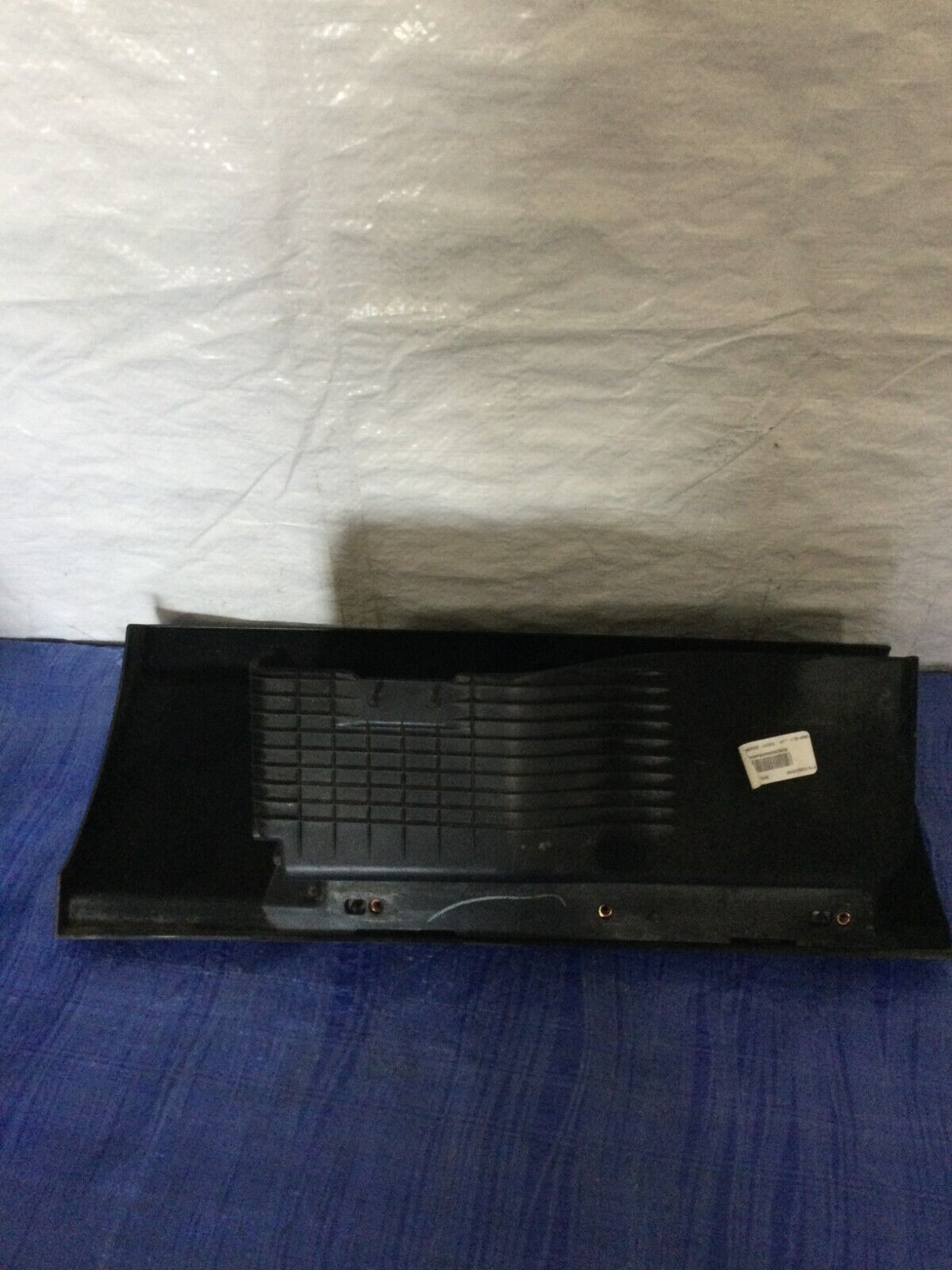 2007-2008 Cadillac Escalade ESV Glove Box Assembly OEM